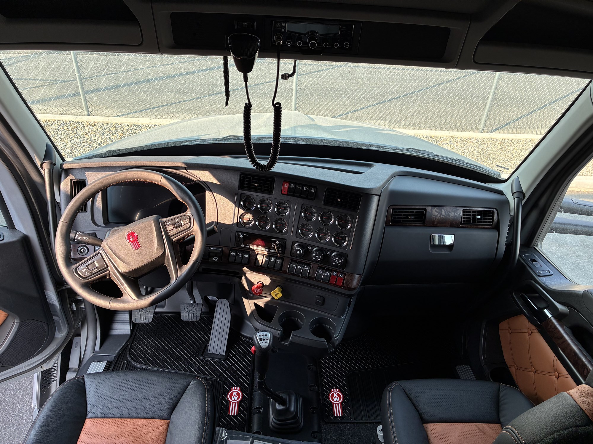 2026 Kenworth T680 - image 6