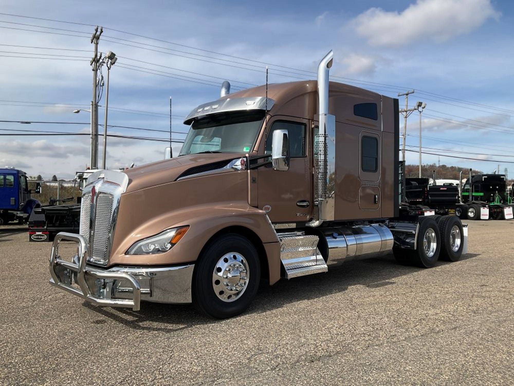 2026 Kenworth T680 Next Gen - image 1 of 6