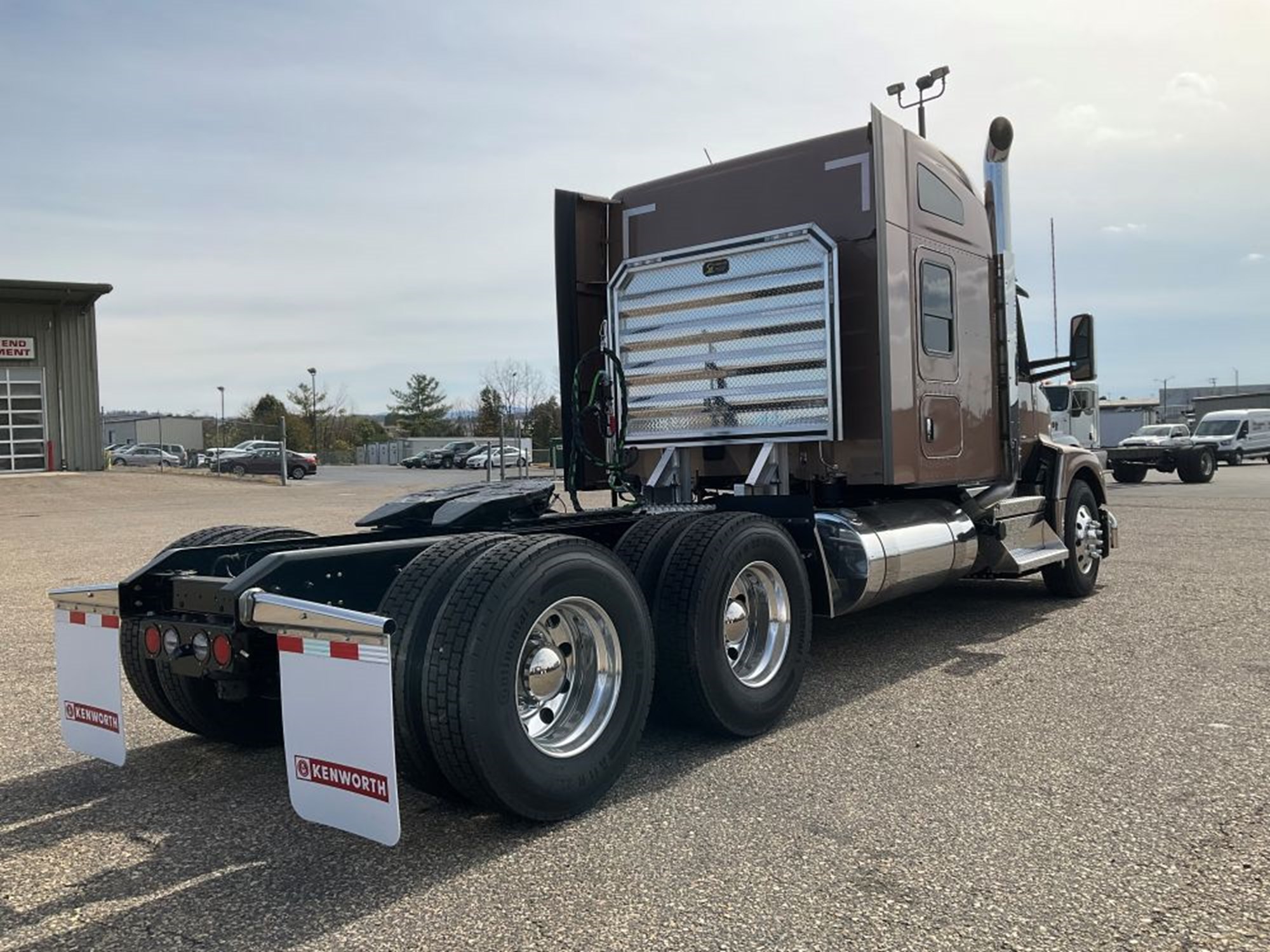 2026 Kenworth T680 Next Gen - image 4 of 6