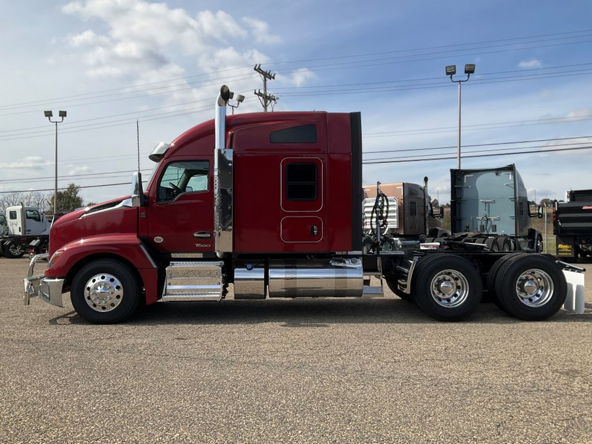 2026 Kenworth T680 Next Gen - image 2 of 6