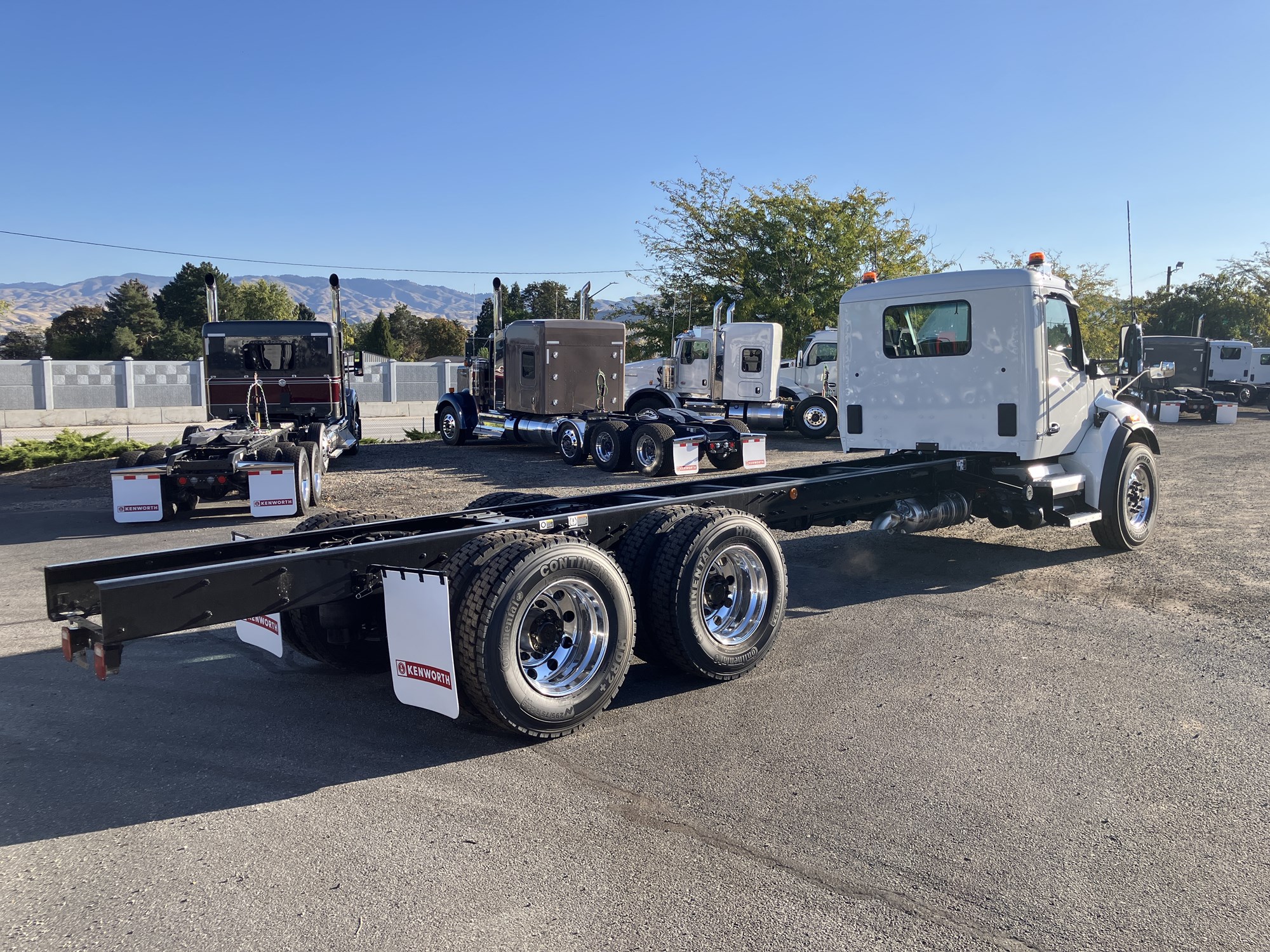 2026 Kenworth T480 - image 5 of 6