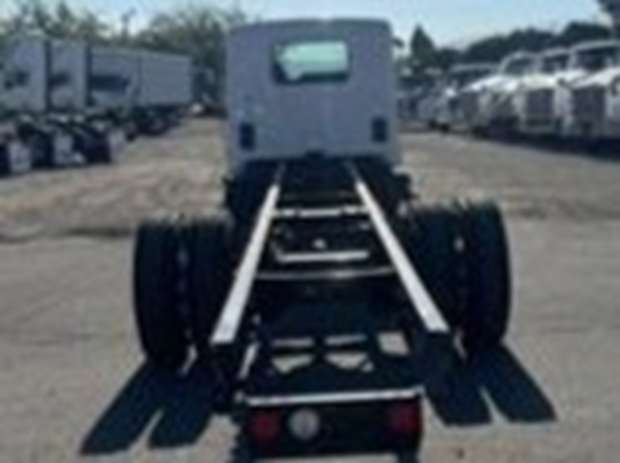 2026 Kenworth T280 - image 4 of 6