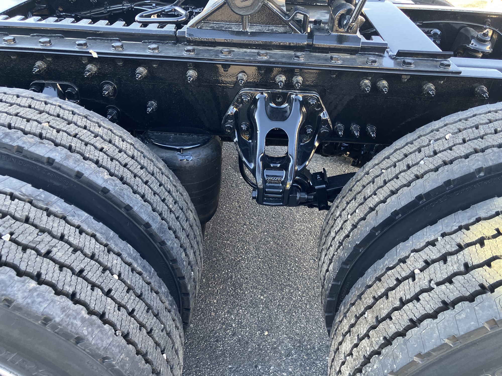 2026 Kenworth T880 - image 6 of 6