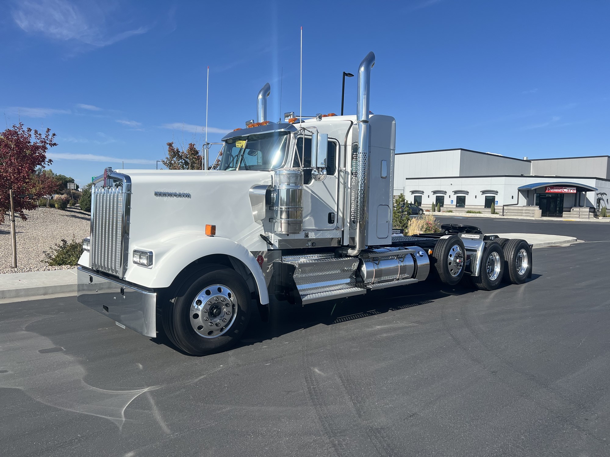 2026 Kenworth W900B 2026 Kenworth W900B - image 1 of 6