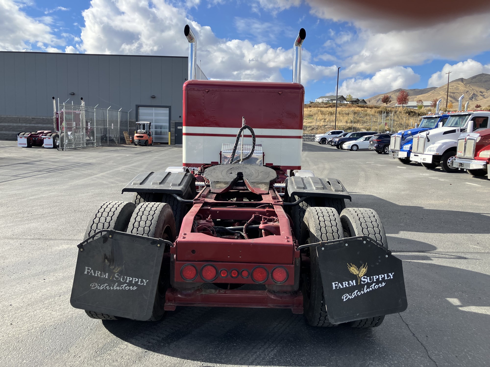 1997 Peterbilt 379 - image 5 of 6