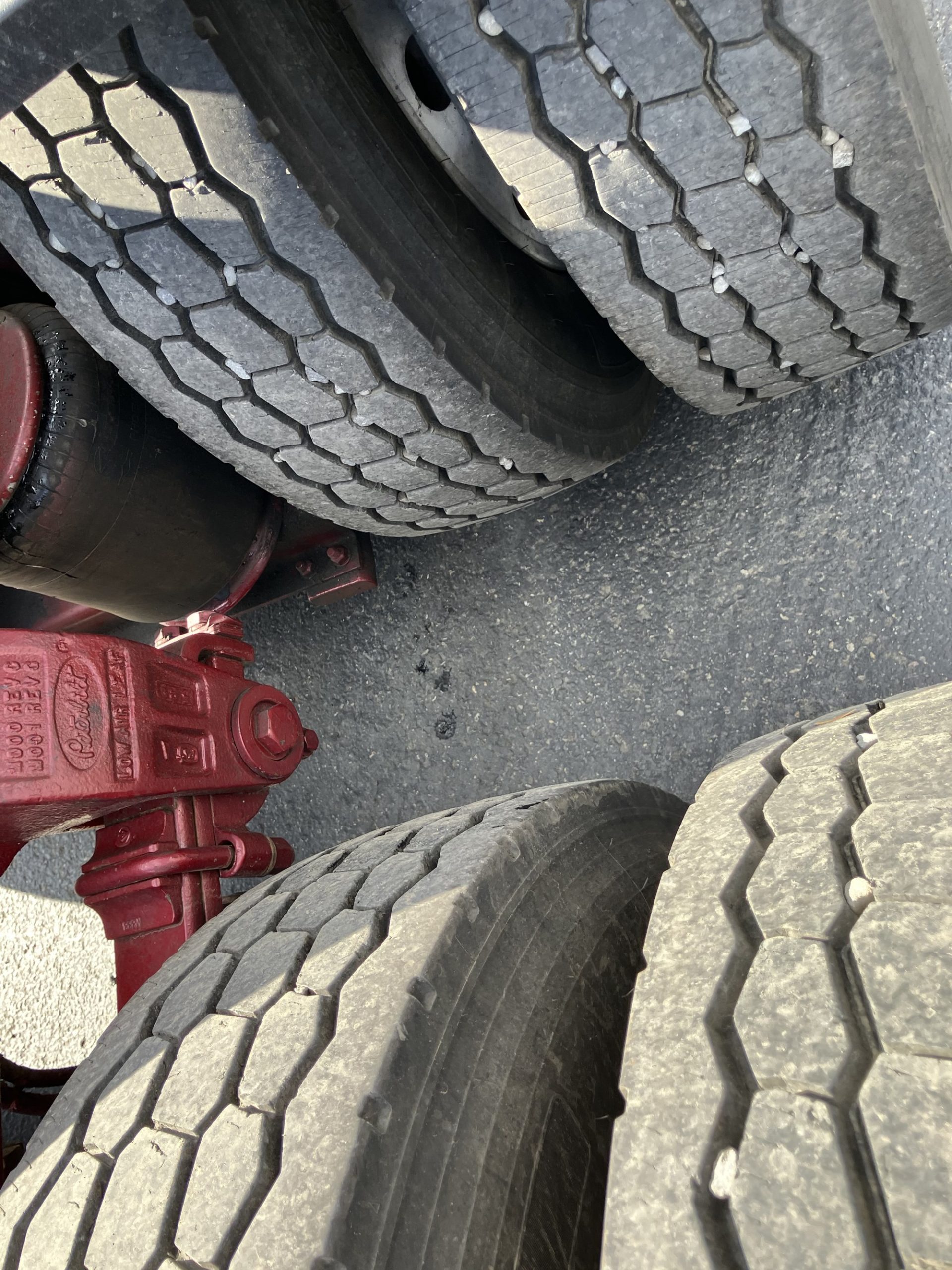 1997 Peterbilt 379 - image 6 of 6