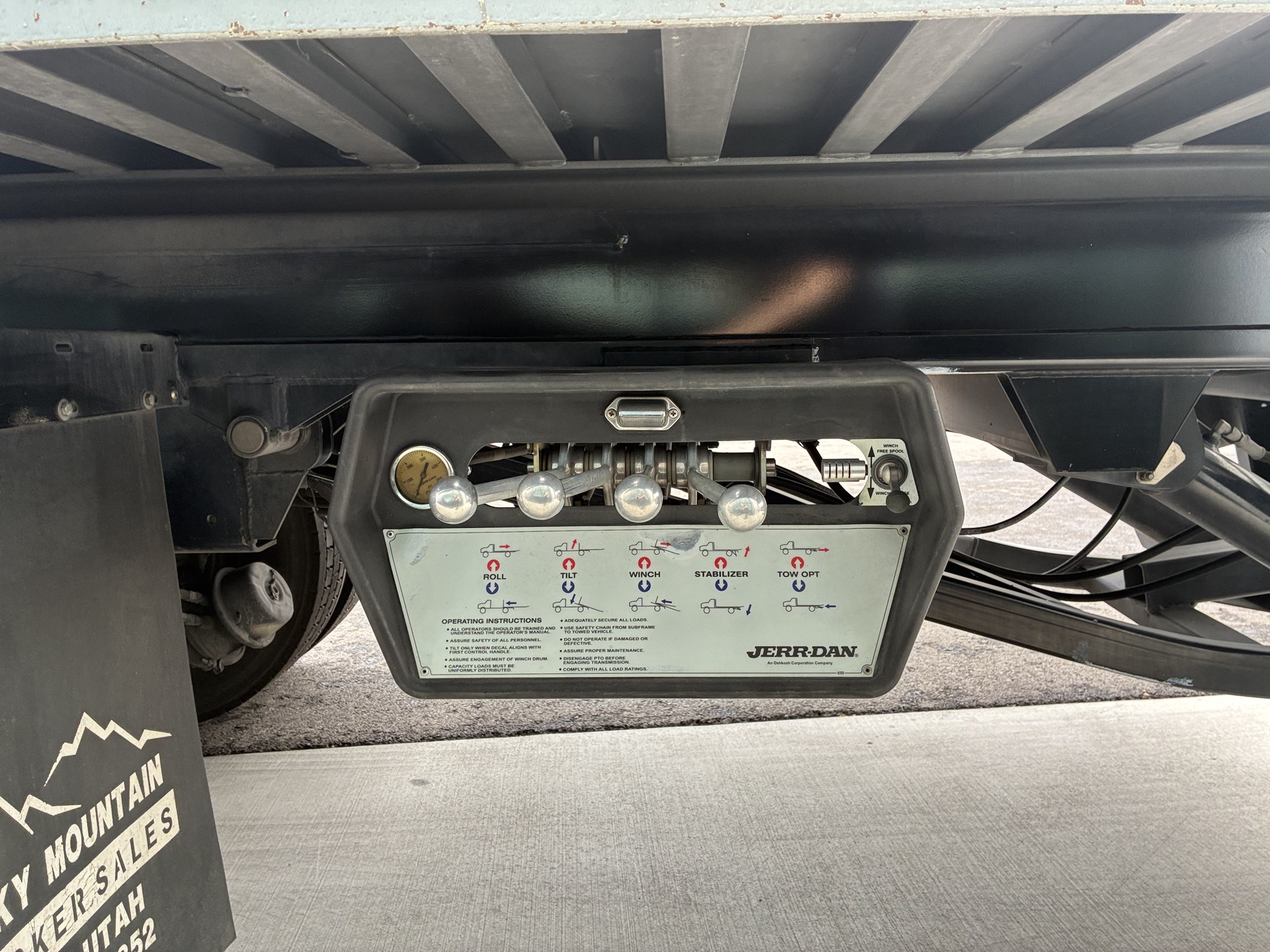 2013 Kenworth T660 - image 6 of 6