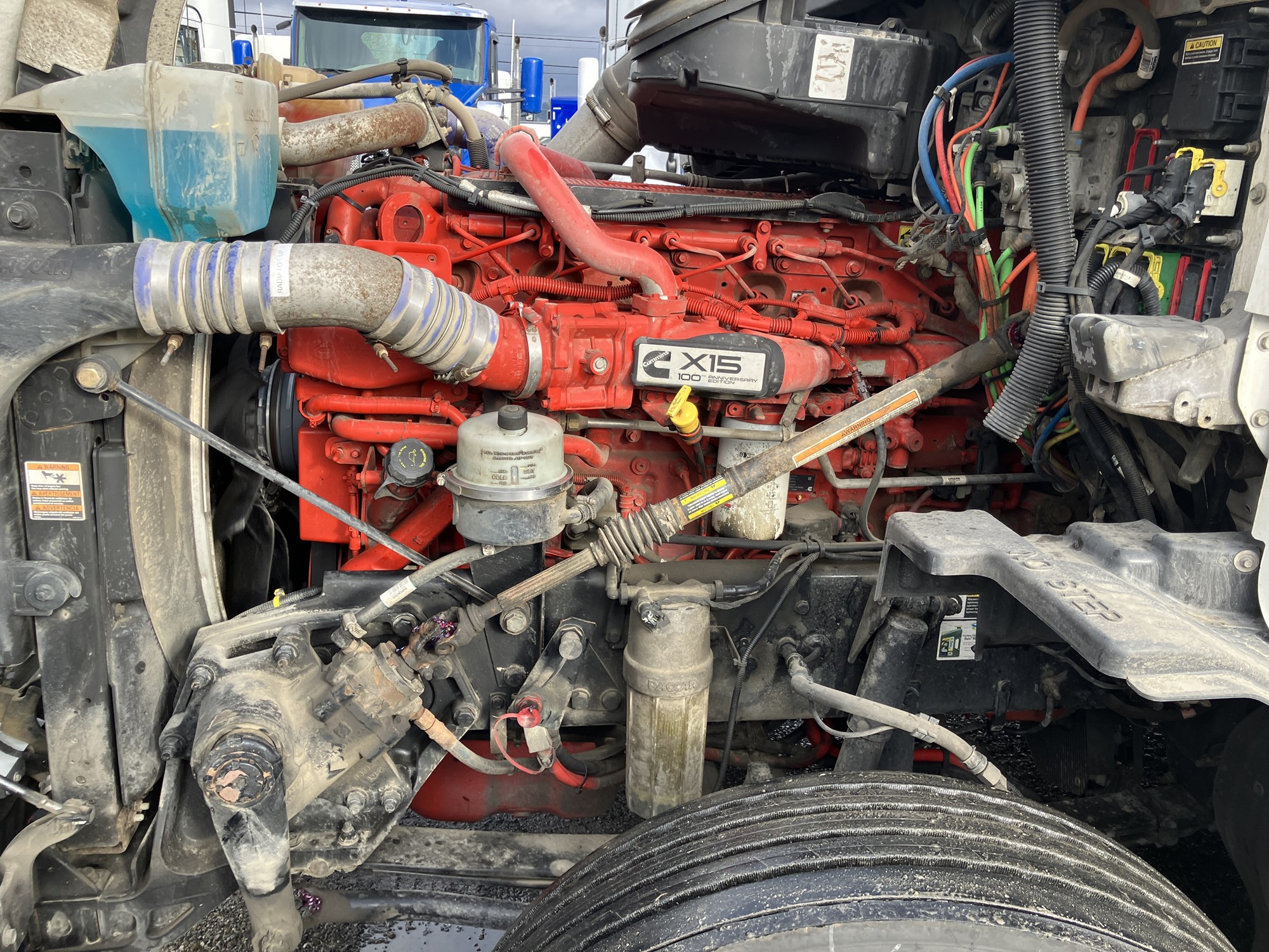 2020 Kenworth T680 - image 5 of 6