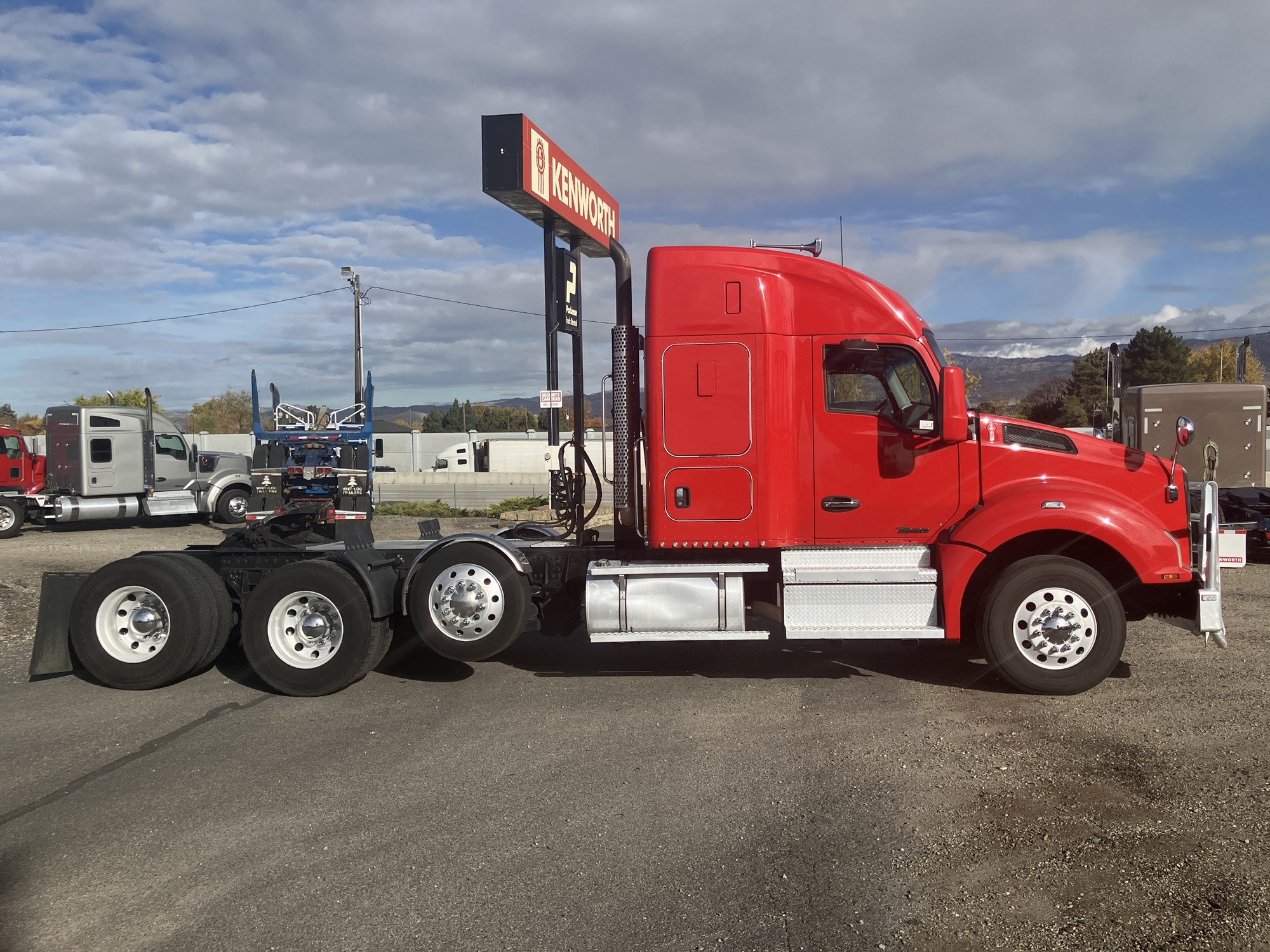 2020 Kenworth T880 - image 6 of 6