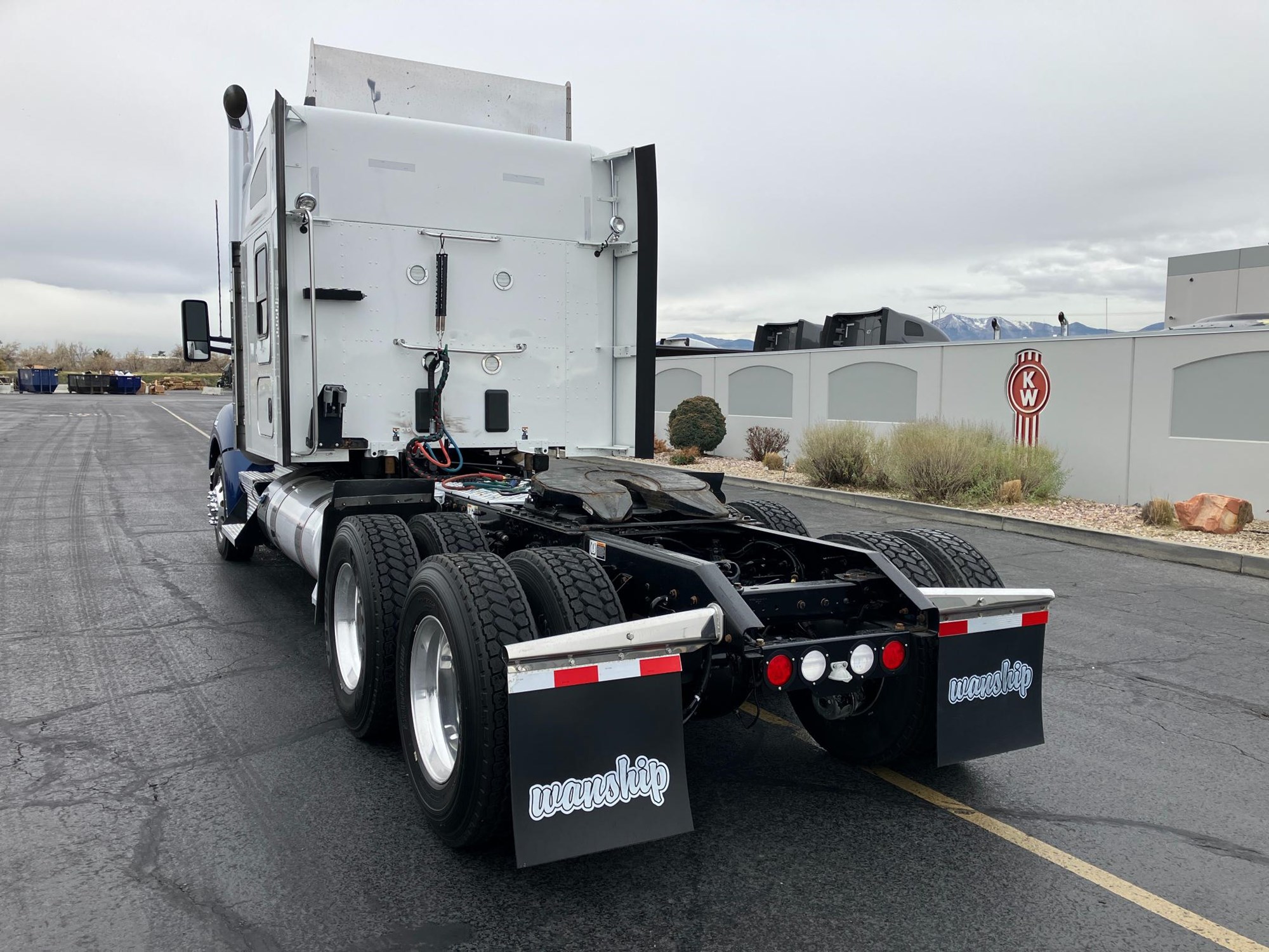 2020 Kenworth T680 - image 6 of 6