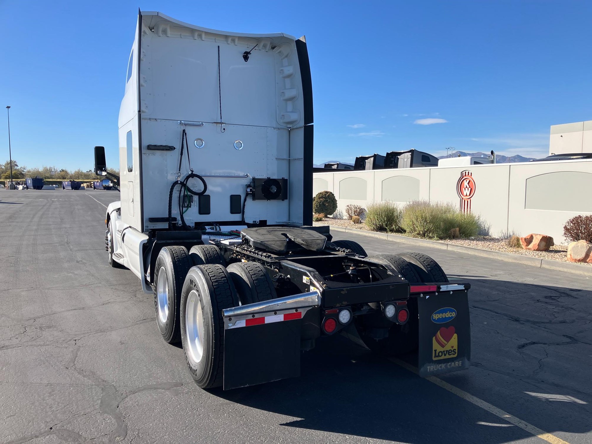 2022 Peterbilt 579 - image 6 of 6