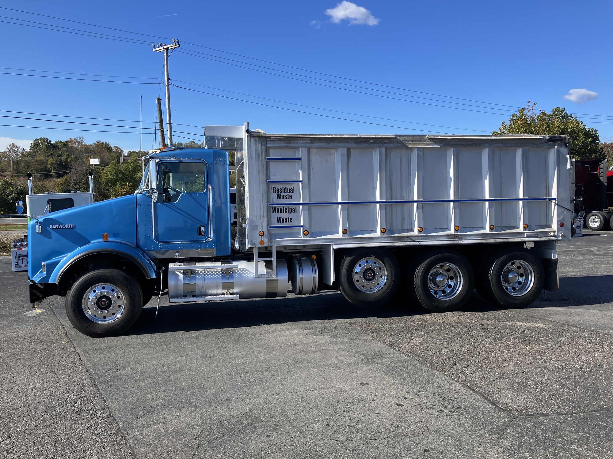 2023 Kenworth T800 - image 6 of 6