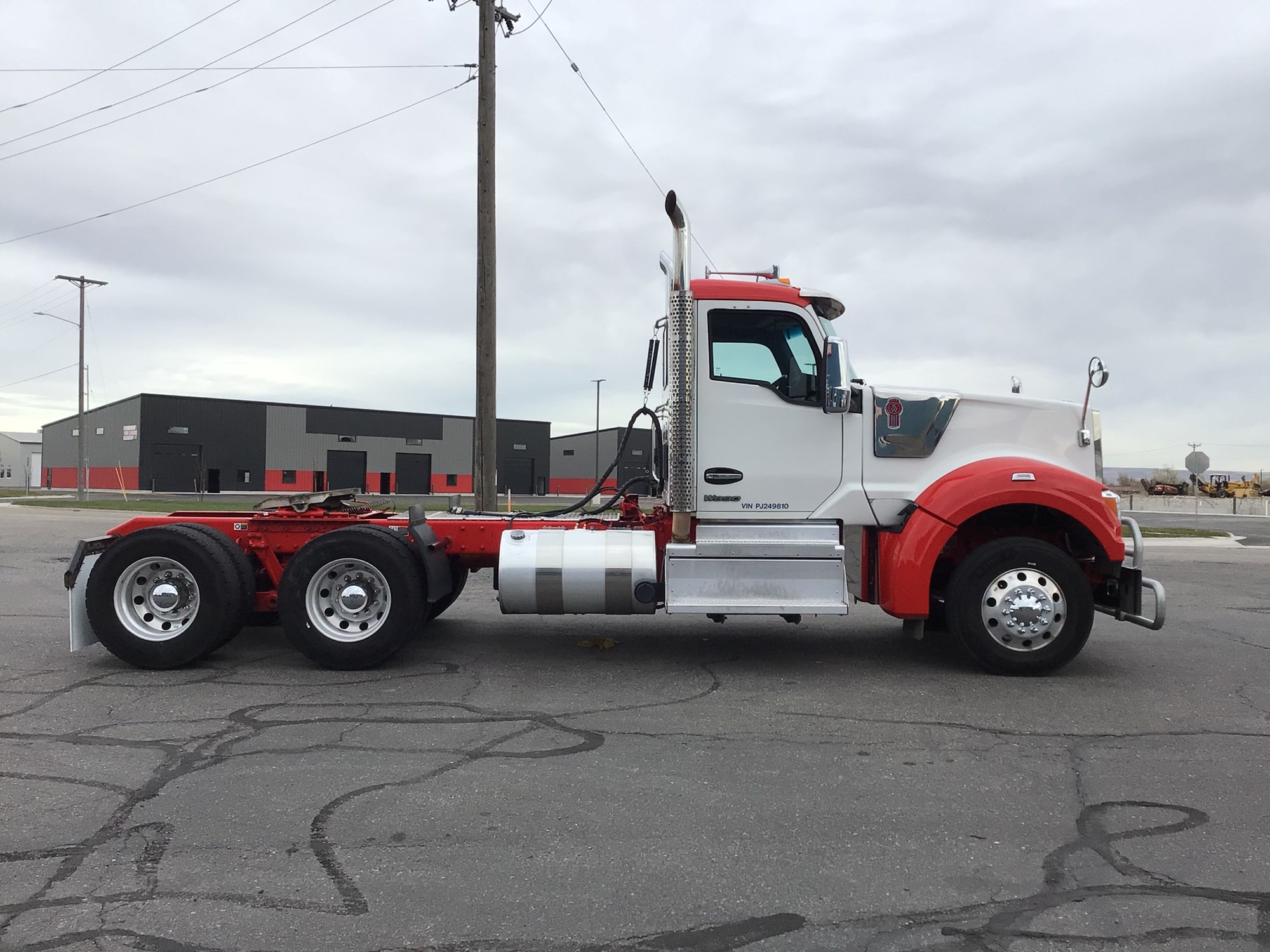 2022 Kenworth W990 2022 Kenworth W990 - image 5 of 6