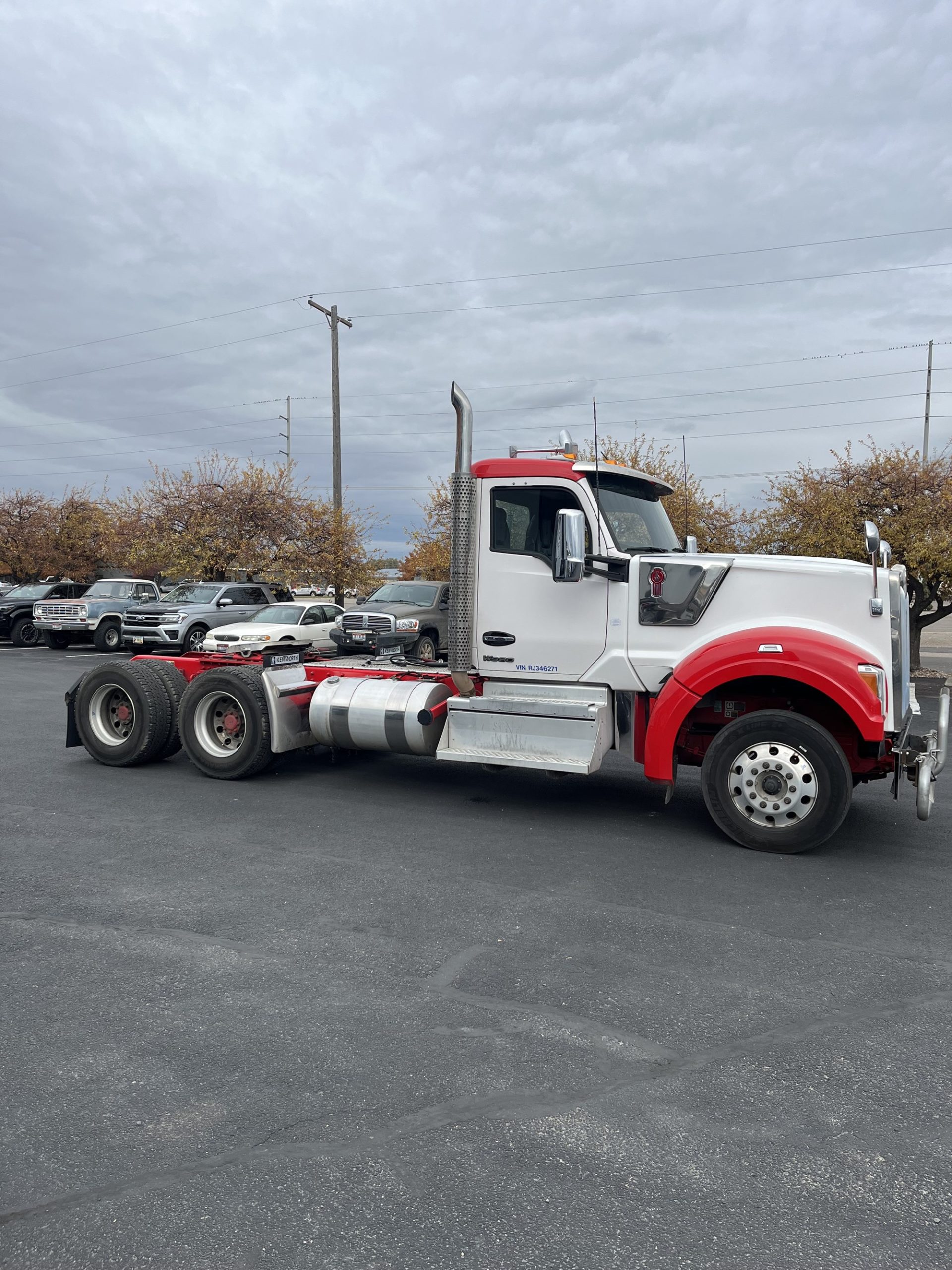 2024 Kenworth W990 - image 3 of 6