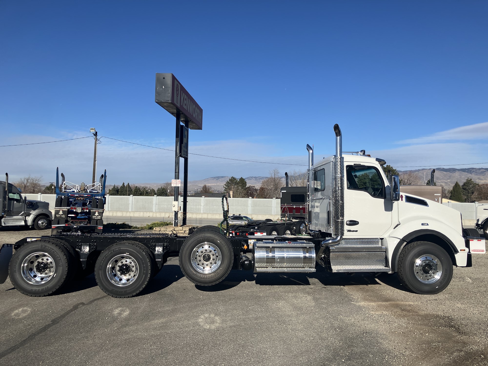 2026 Kenworth T880 2026 Kenworth T880 - image 6 of 6