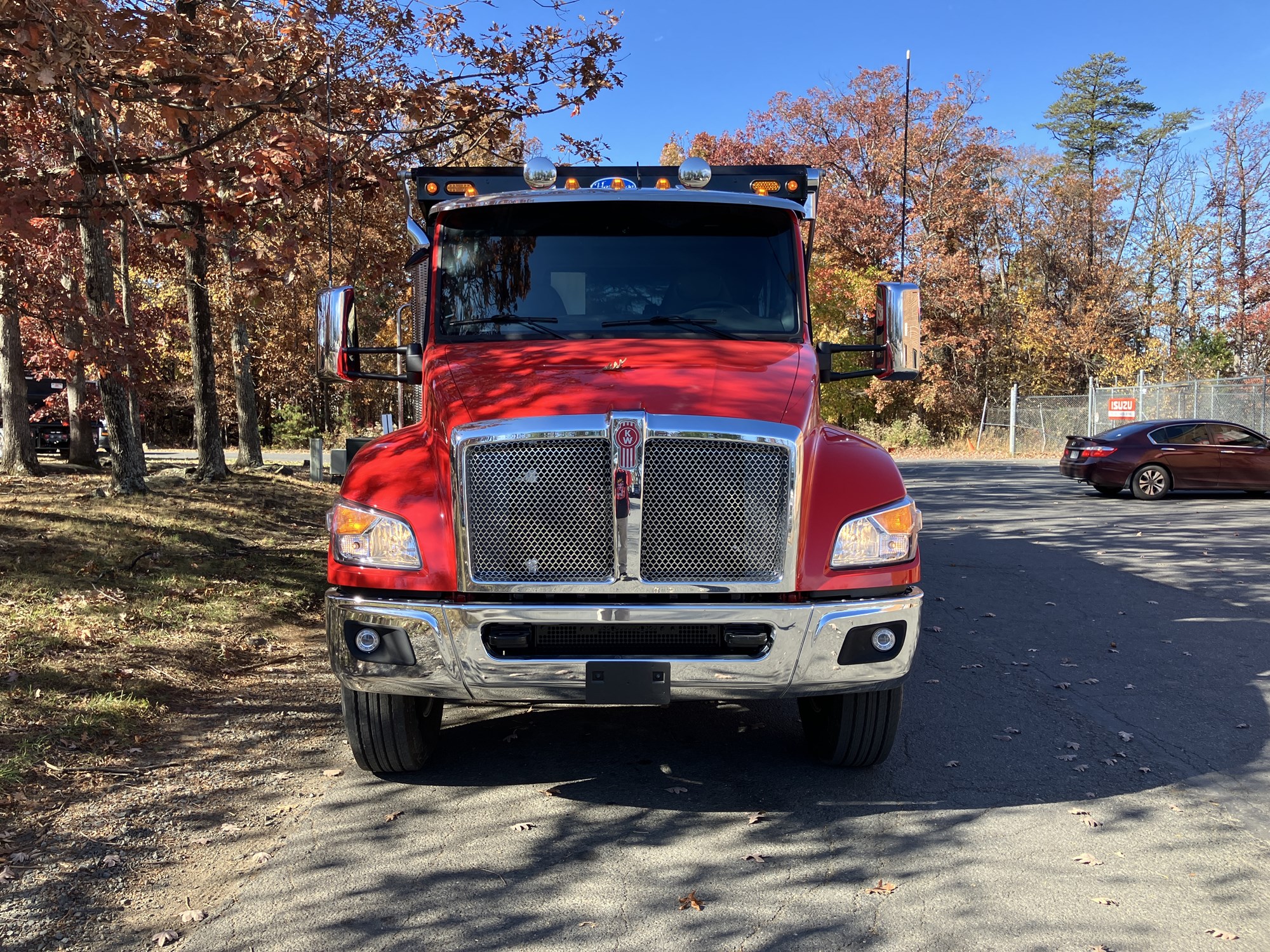 2026 Kenworth T480 - image 2 of 6