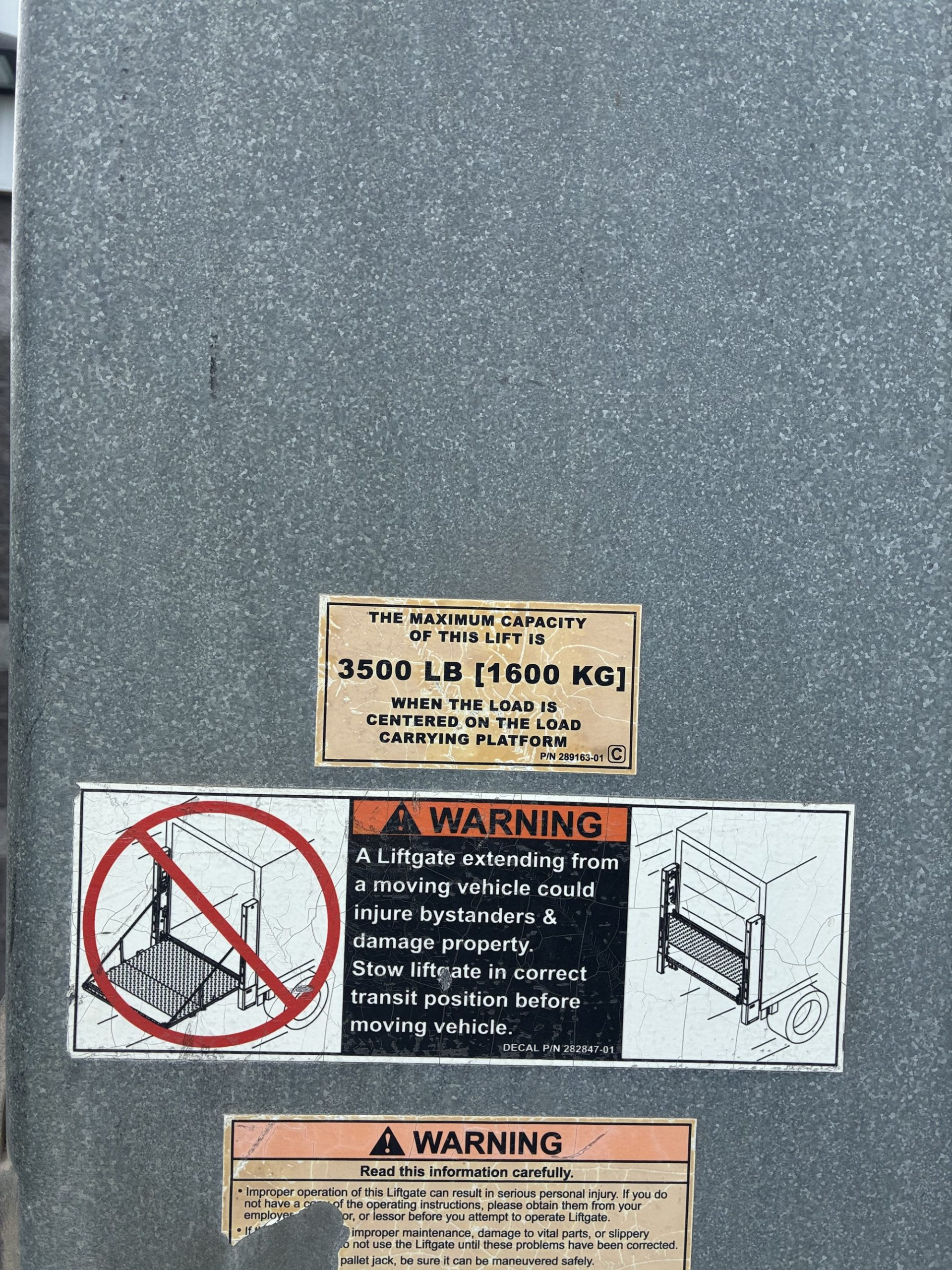 2018 Kenworth T270 - image 4