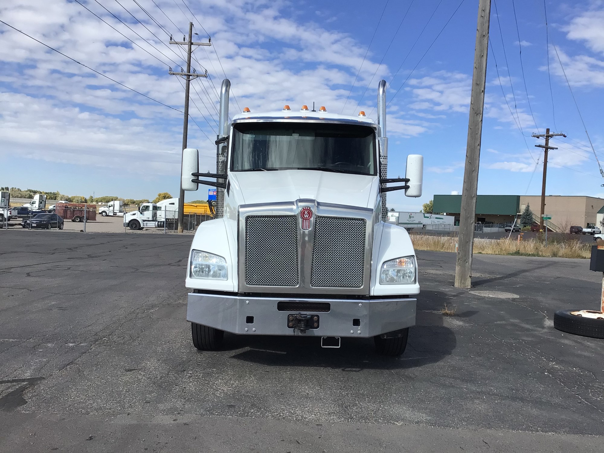 2020 Kenworth T880 - image 5 of 6