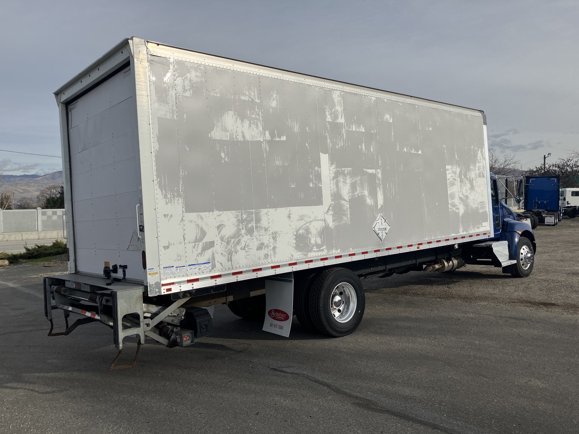2021 Kenworth T270 - image 5 of 6