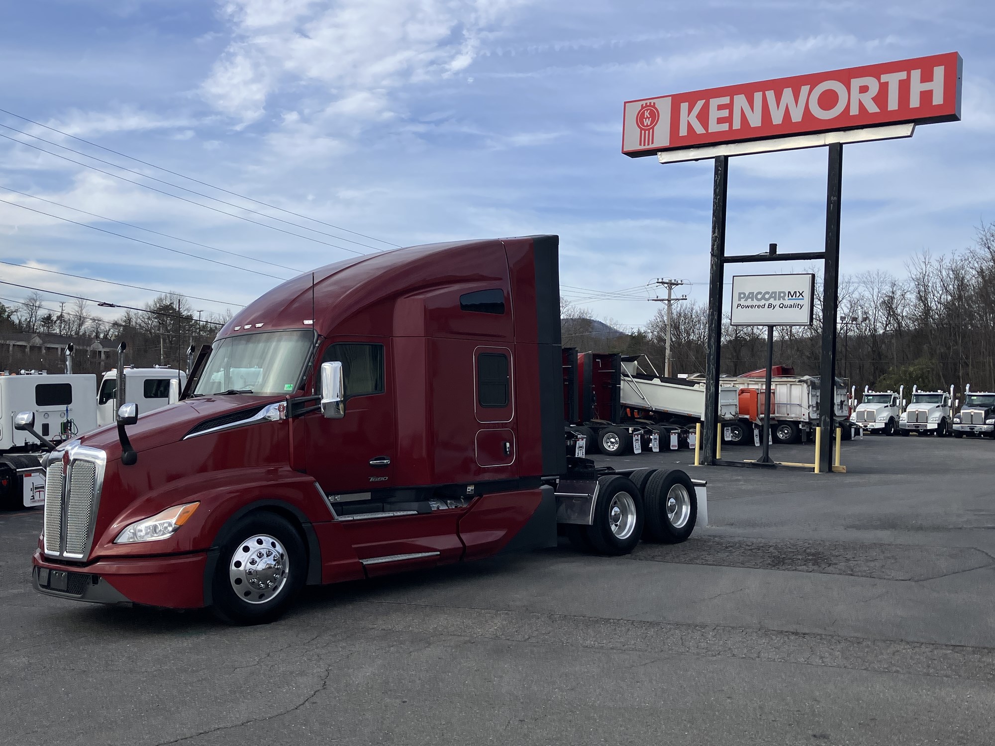 2023 Kenworth T680 Next Gen 2023 Kenworth T680 Next Gen - image 2 of 6