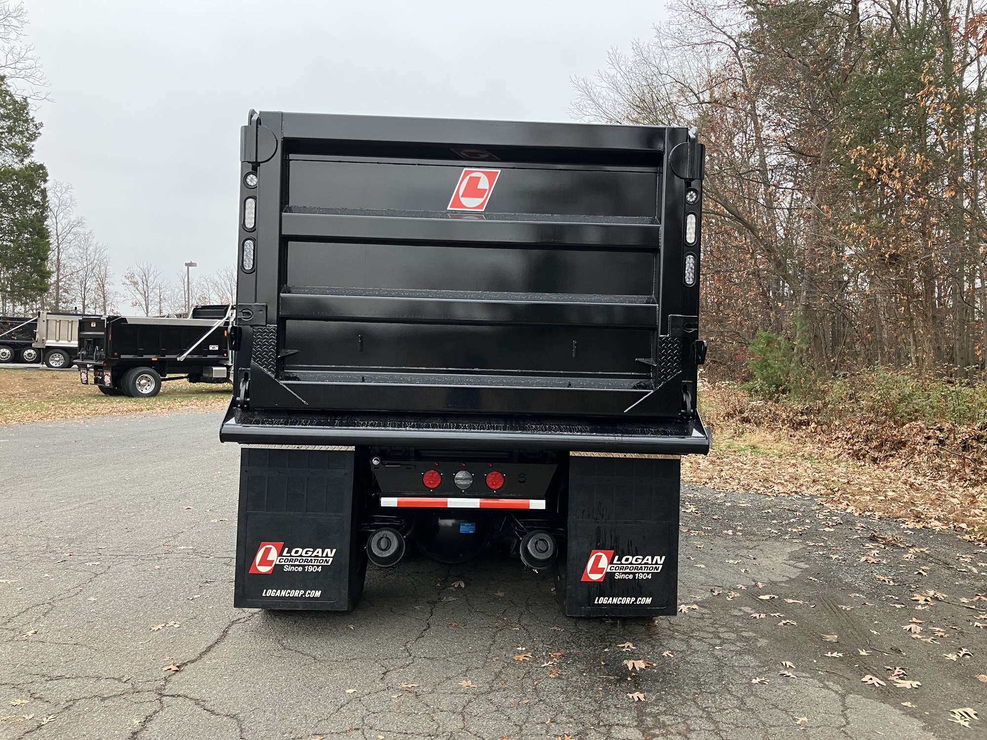 2025 Kenworth T880 - image 5 of 6