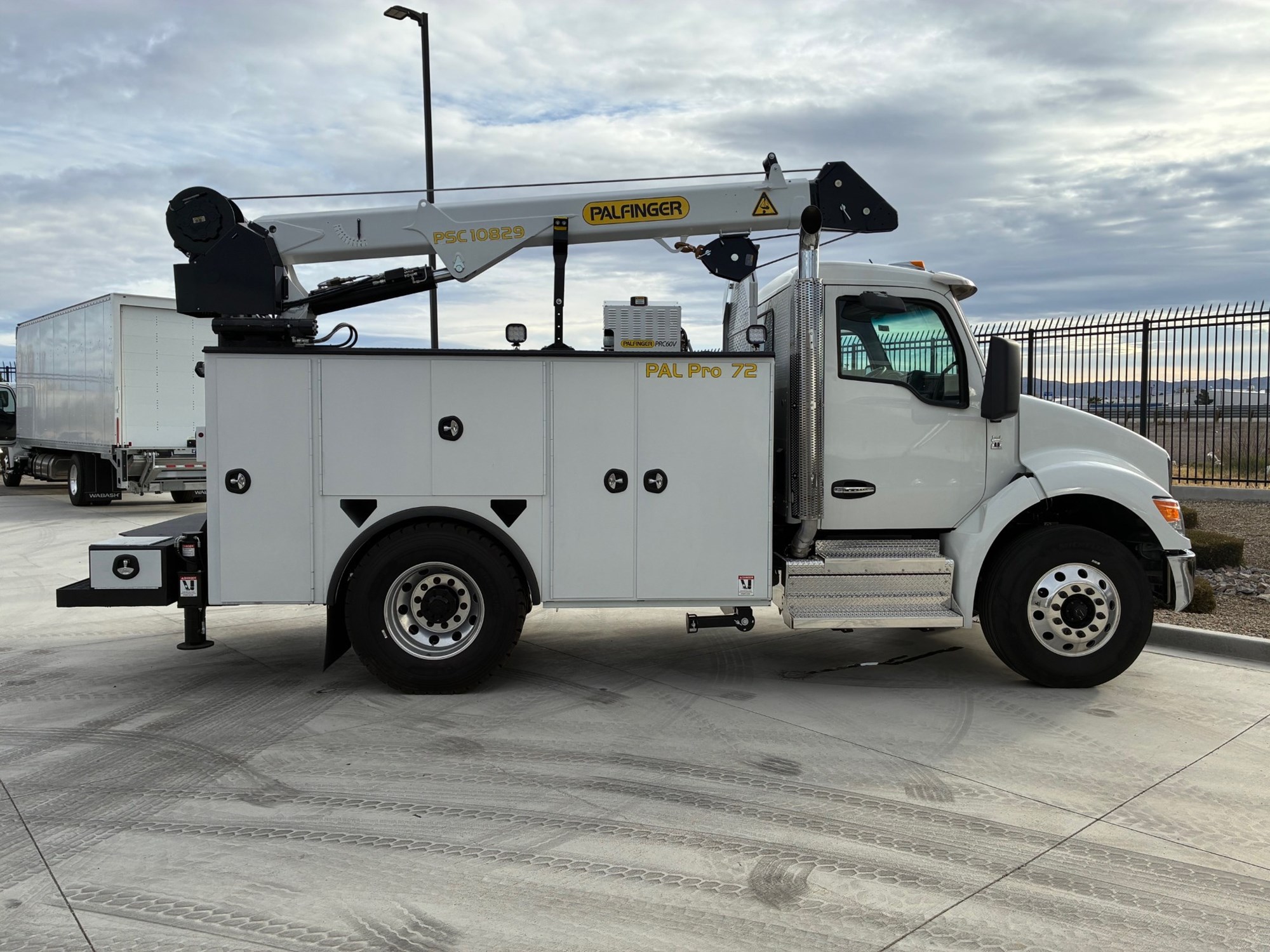 2025 Kenworth - image 2