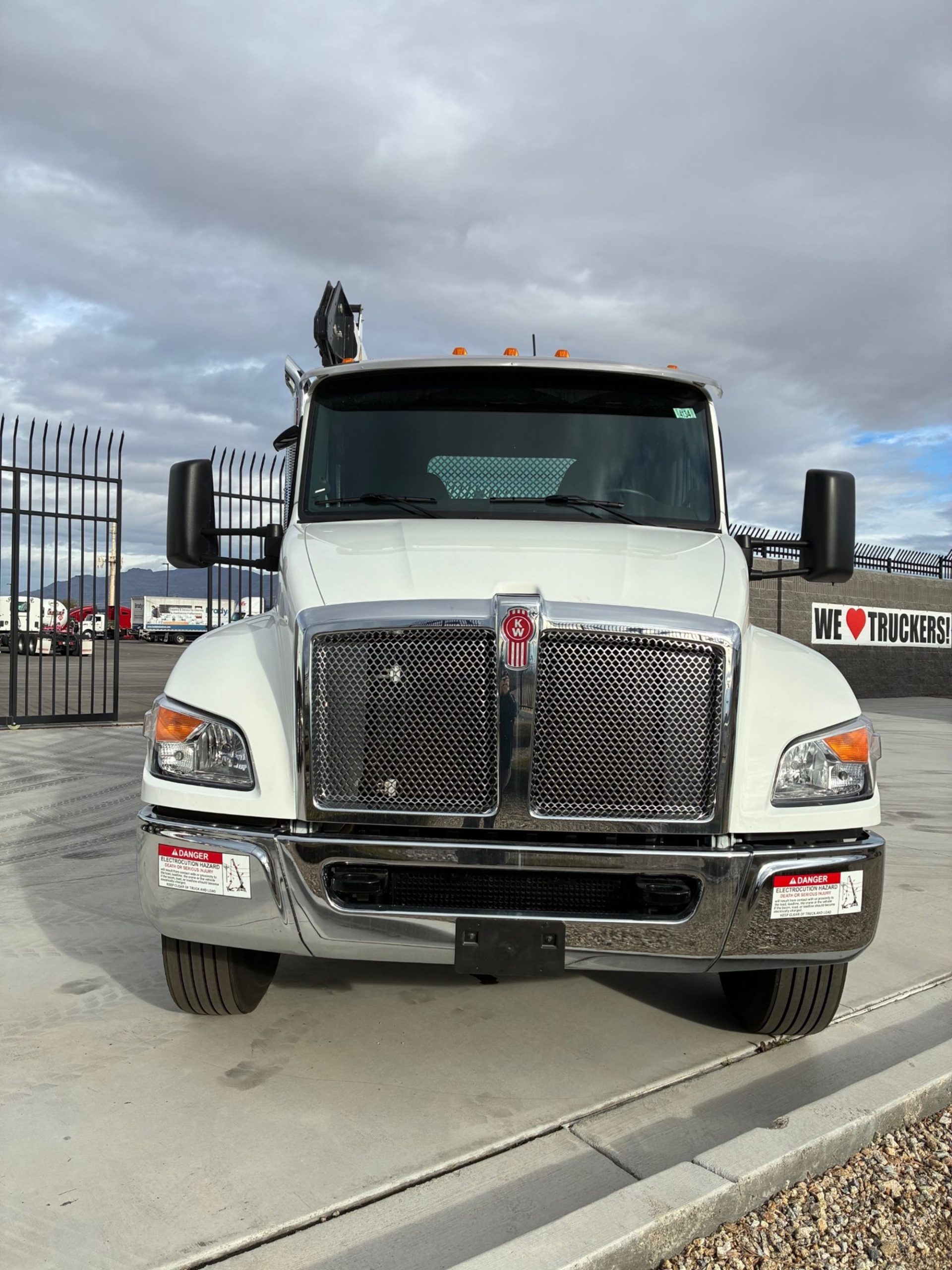 2025 Kenworth - image 4