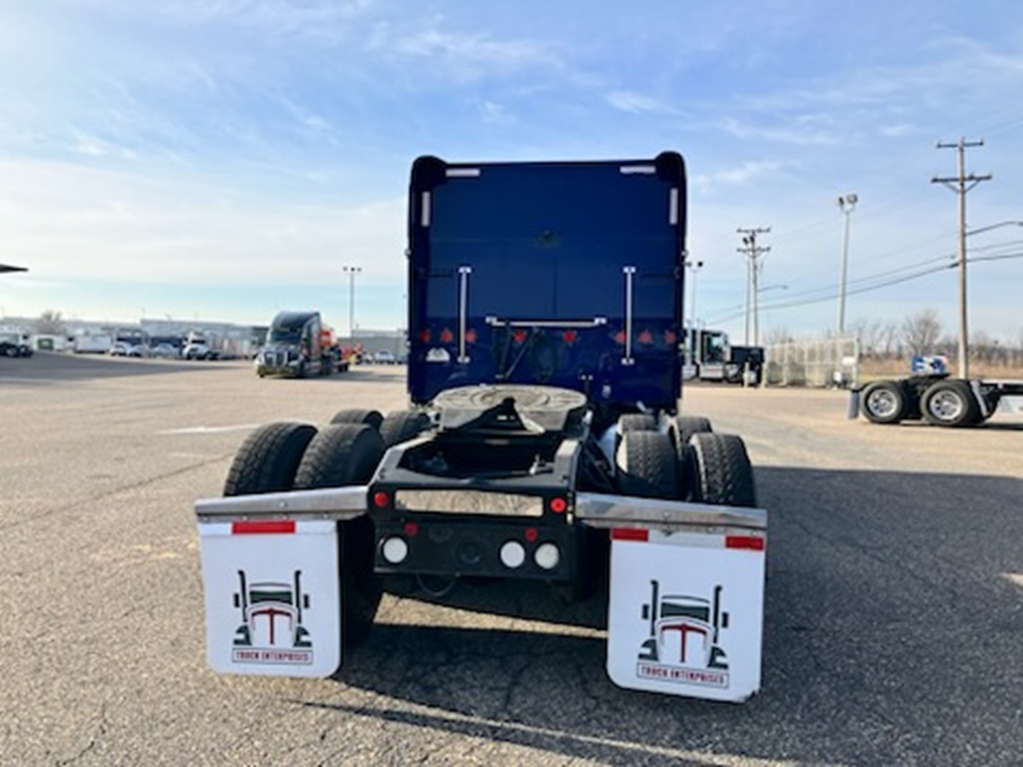 2019 Peterbilt - image 5