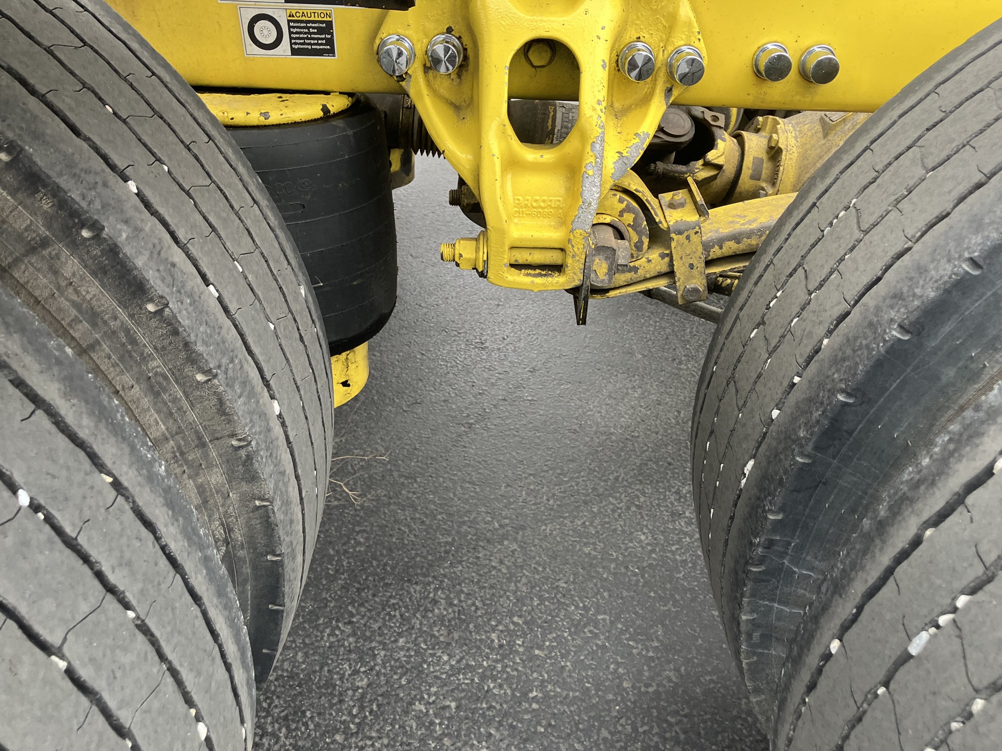 2022 Peterbilt 389 2022 Peterbilt 389 - image 5 of 6