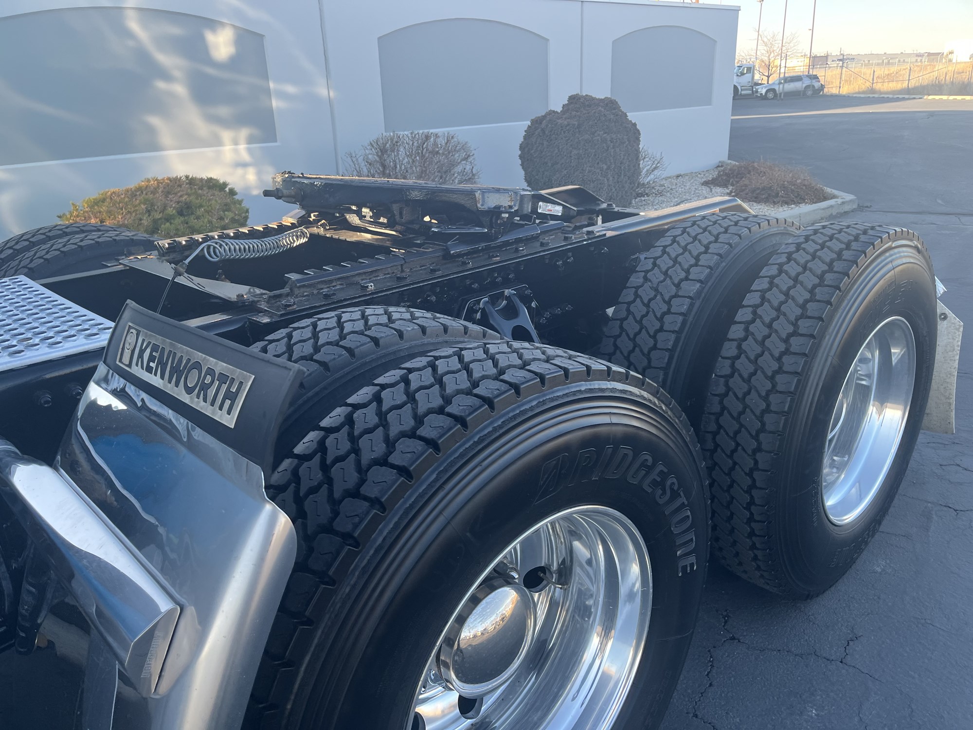 2022 Kenworth T680 - image 6 of 6