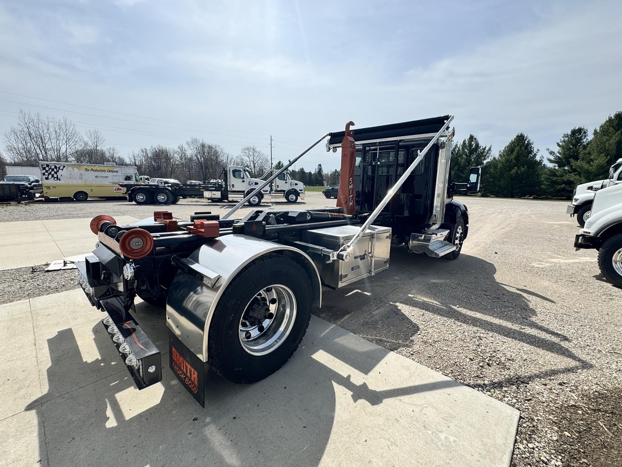 2025 Kenworth - image 4