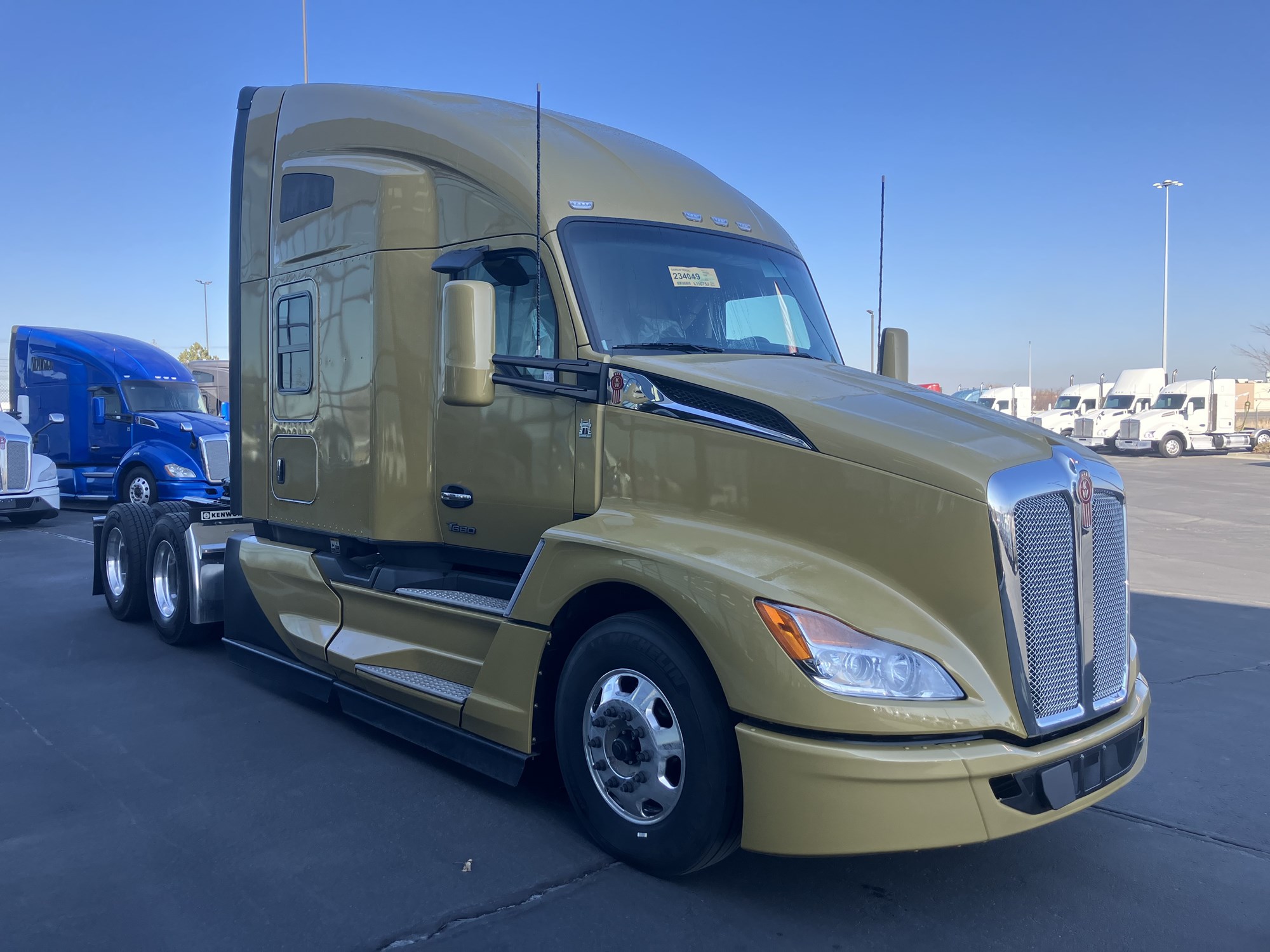 2026 Kenworth T680 Next Gen - image 3 of 6
