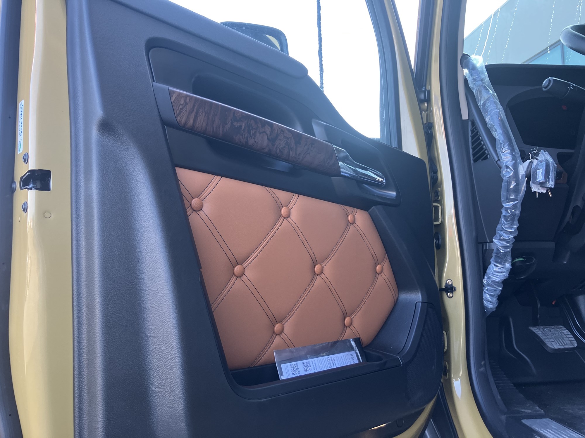 2026 Kenworth T680 Next Gen - image 6 of 6