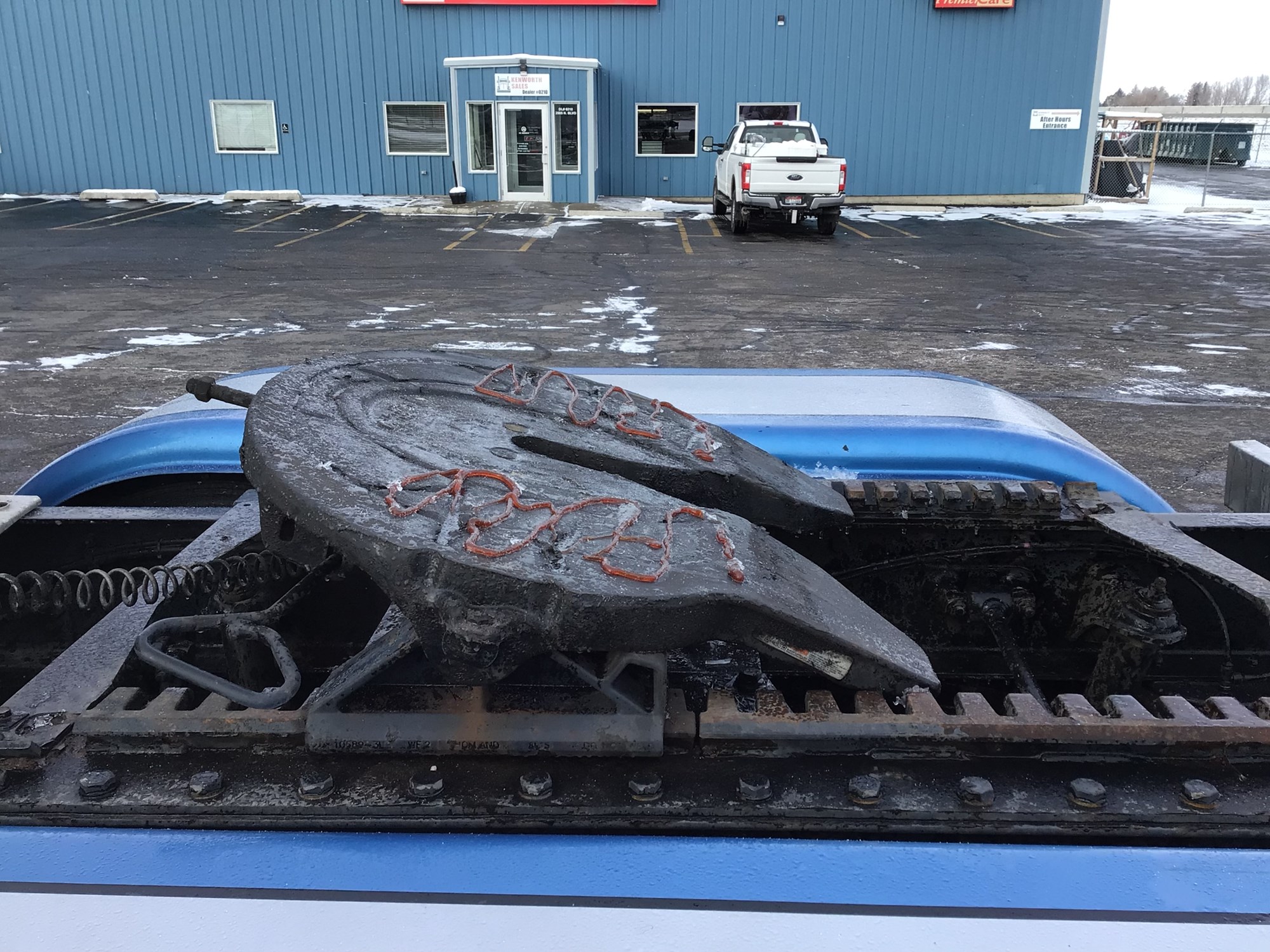 2020 Kenworth W900 - image 6 of 6