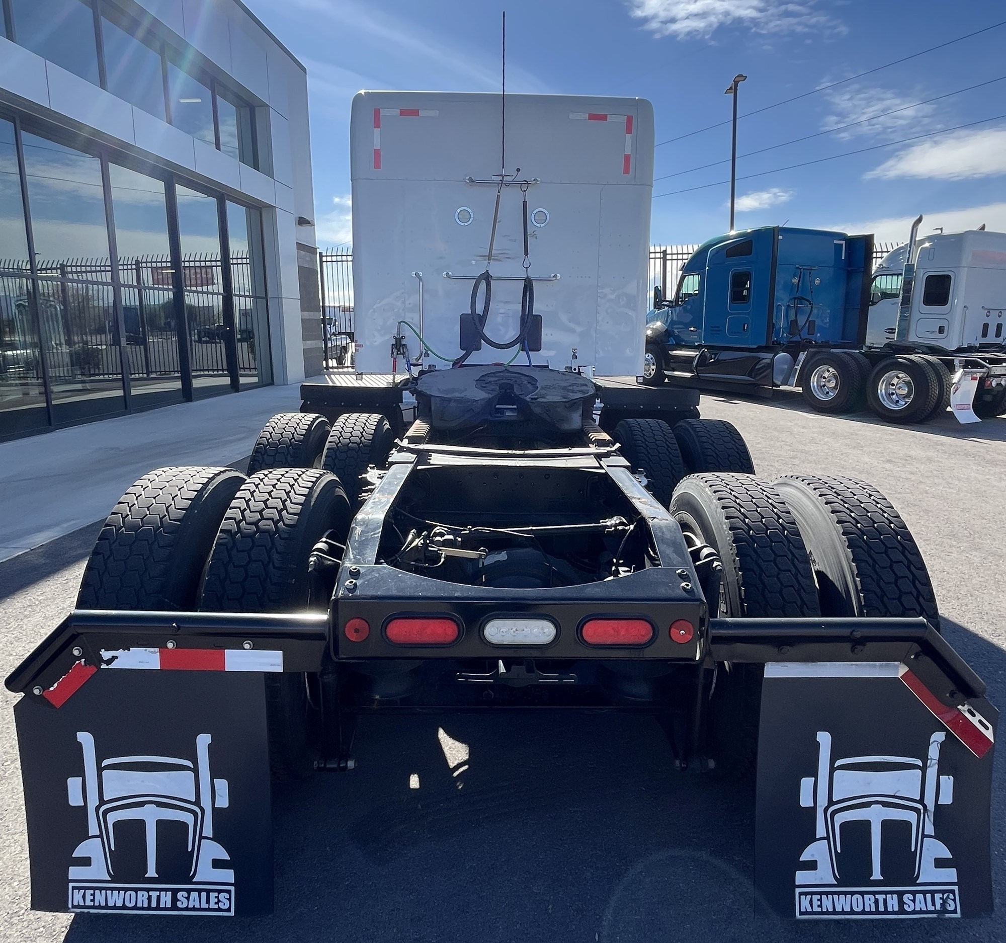 2021 Peterbilt 579 2021 Peterbilt 579 - image 6 of 6