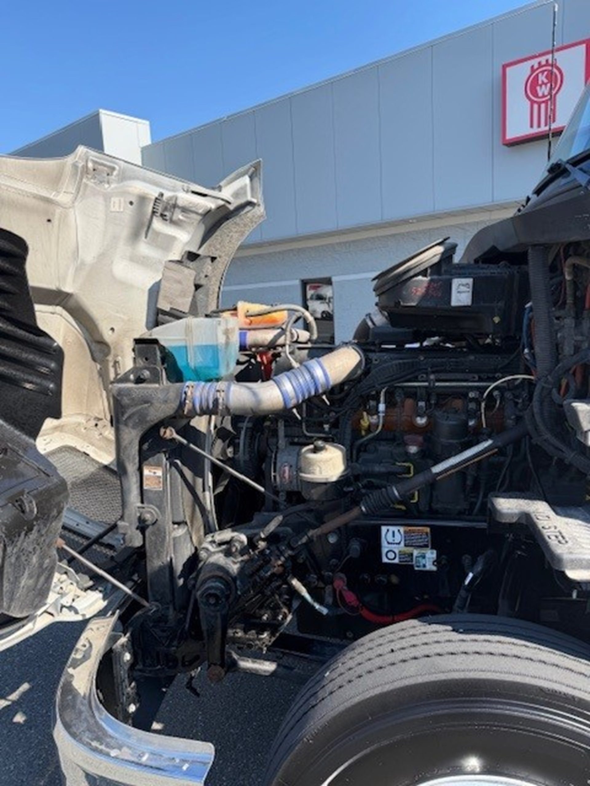 2021 Kenworth T680 2021 Kenworth T680 - image 6 of 6