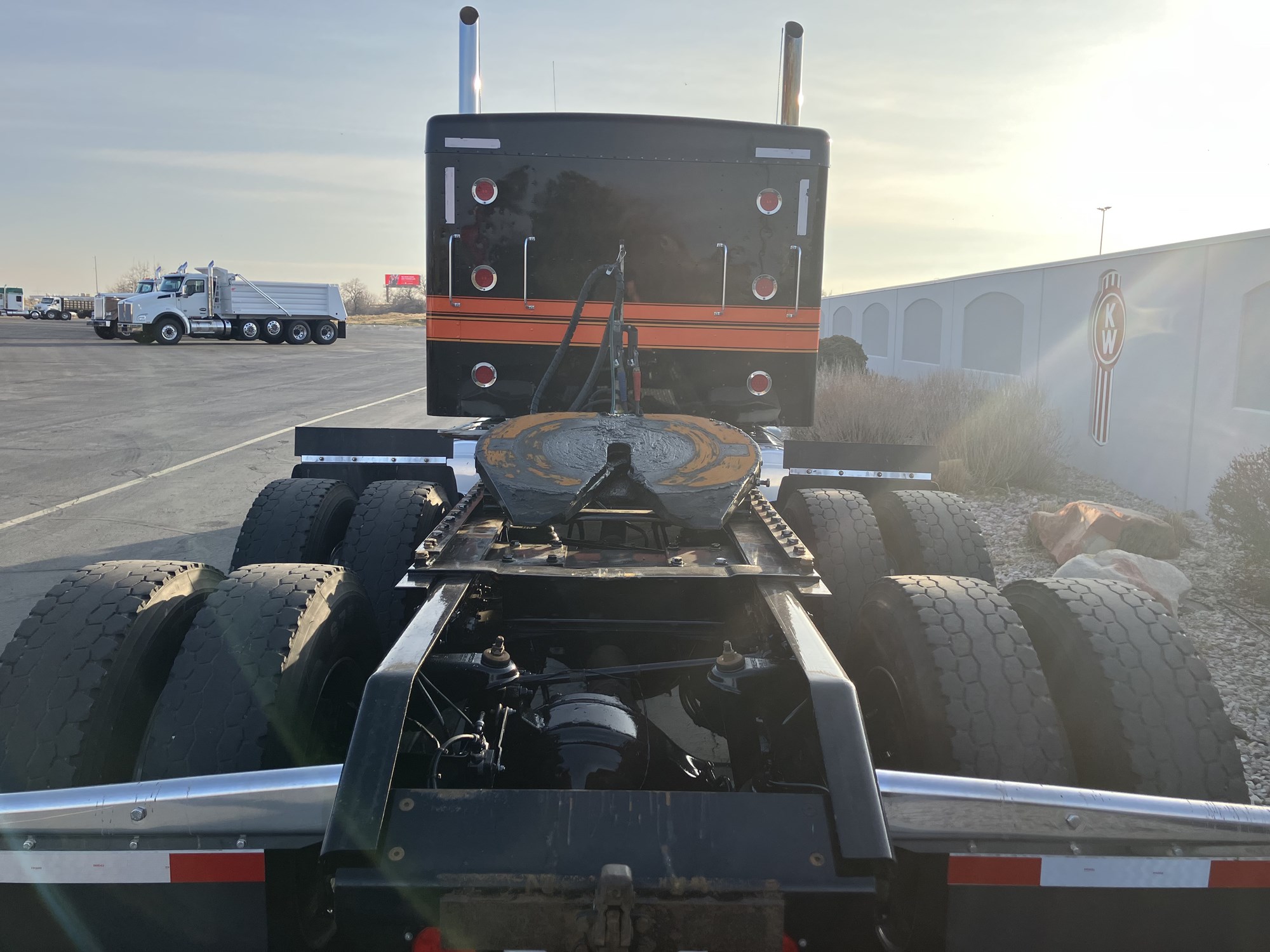 2022 Kenworth W900 2022 Kenworth W900 - image 6 of 6