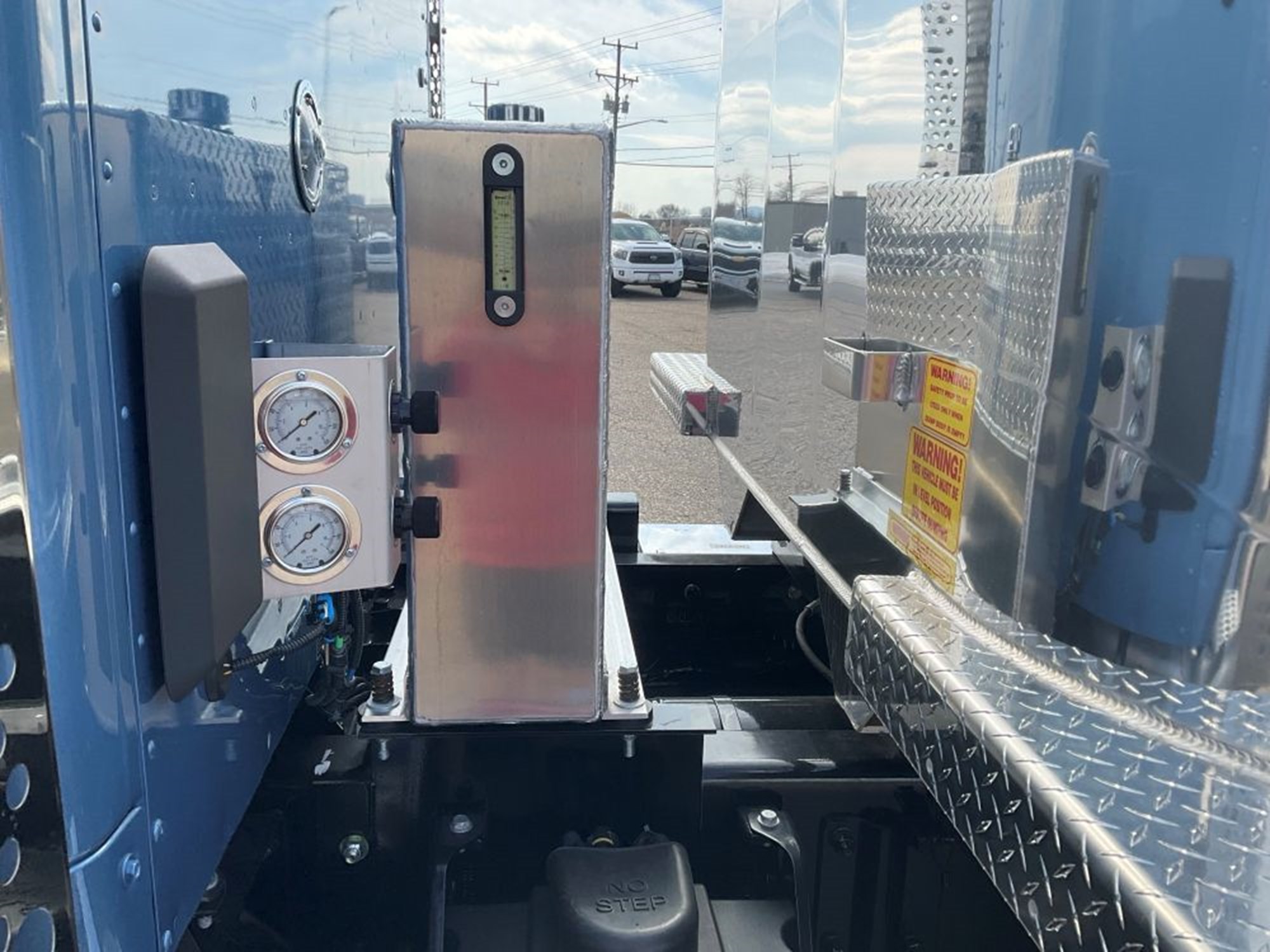 2026 Kenworth T880 2026 Kenworth T880 - image 3 of 6