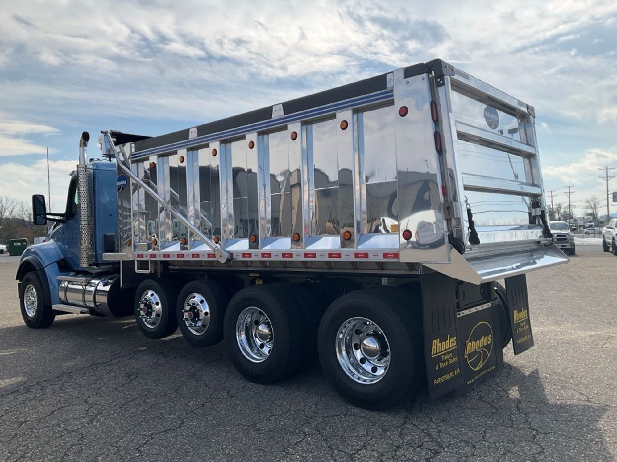 2026 Kenworth T880 2026 Kenworth T880 - image 4 of 6