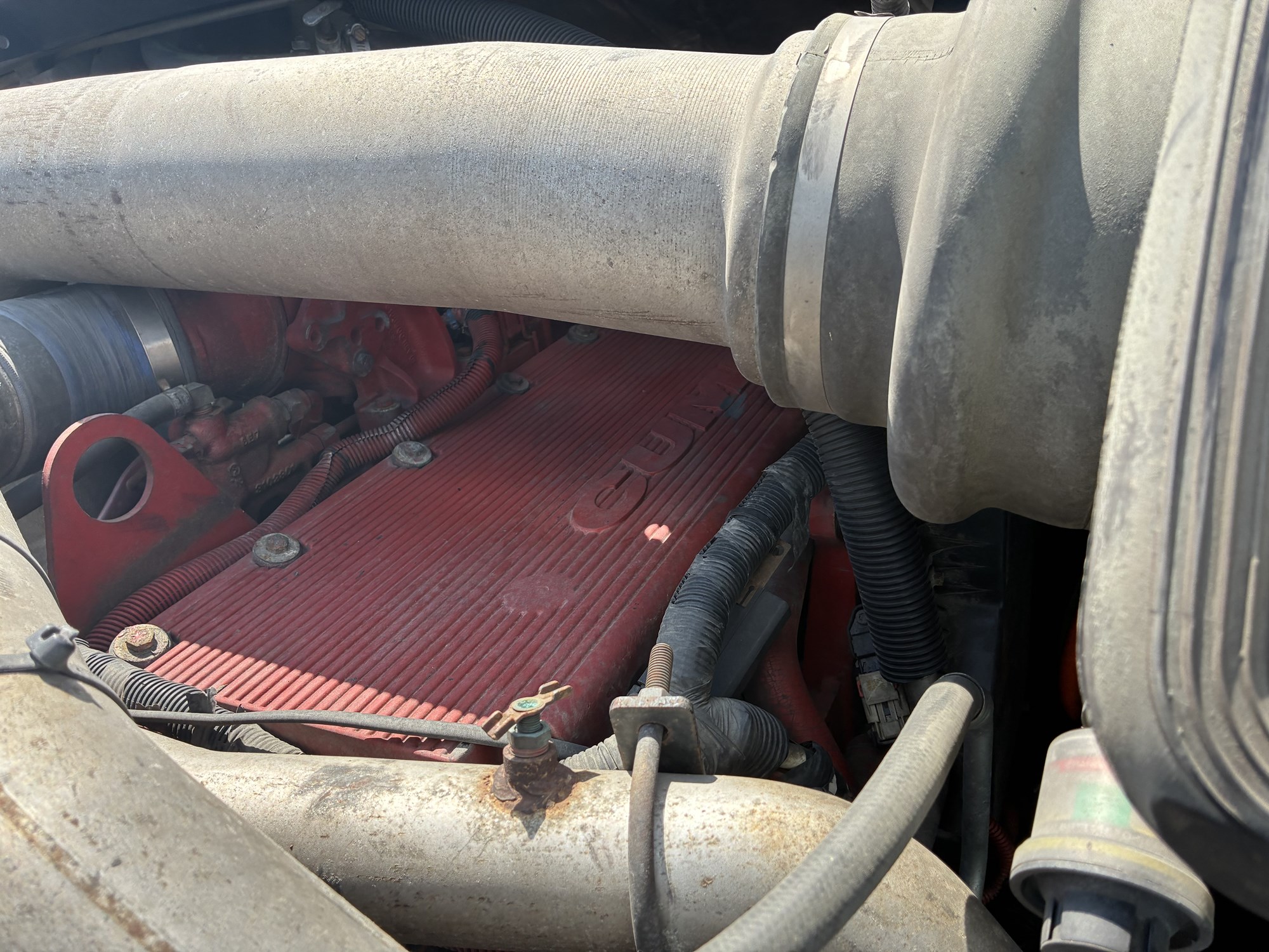 2009 International 8600 - image 5 of 6