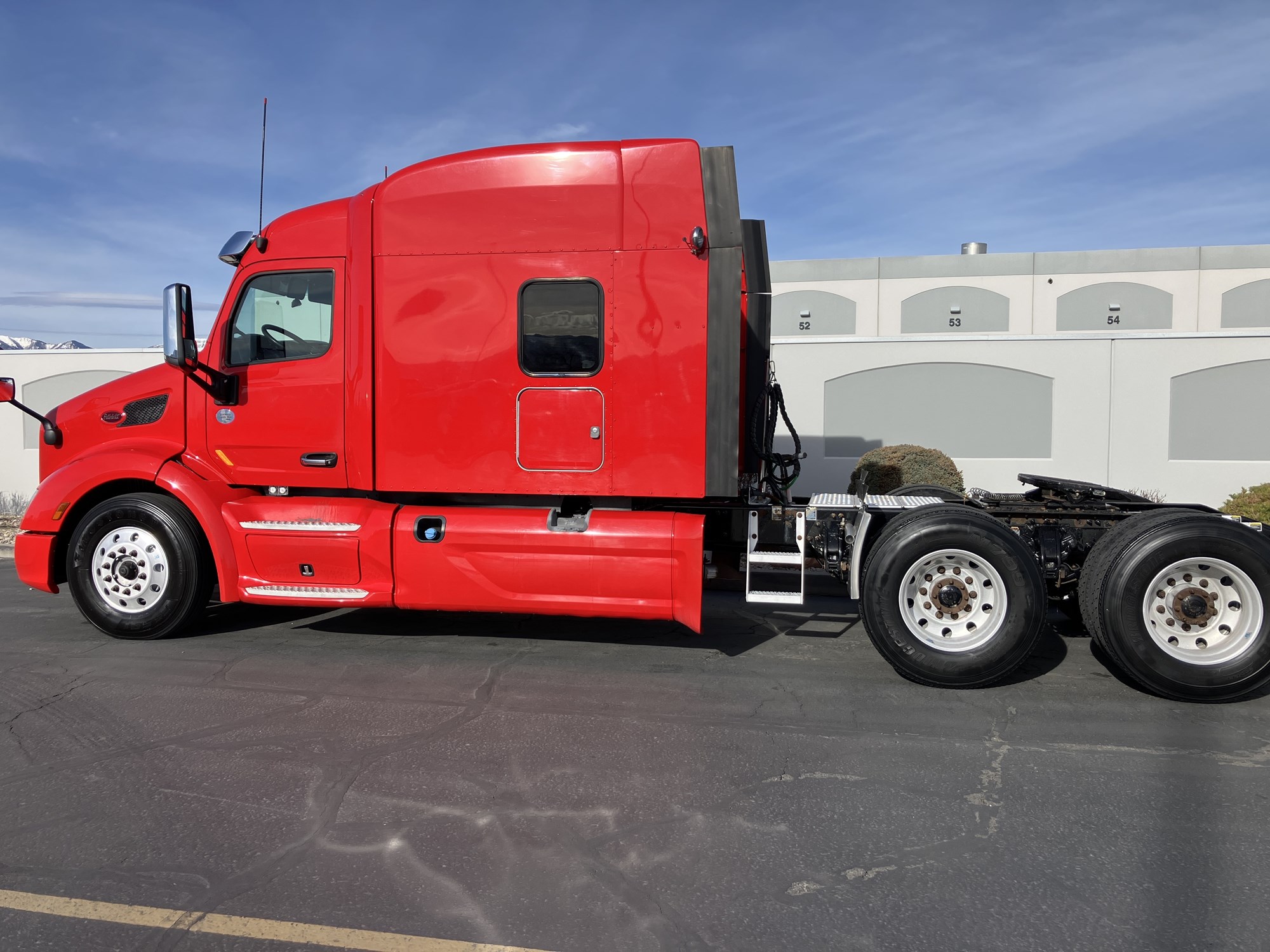 2017 Peterbilt - image 2