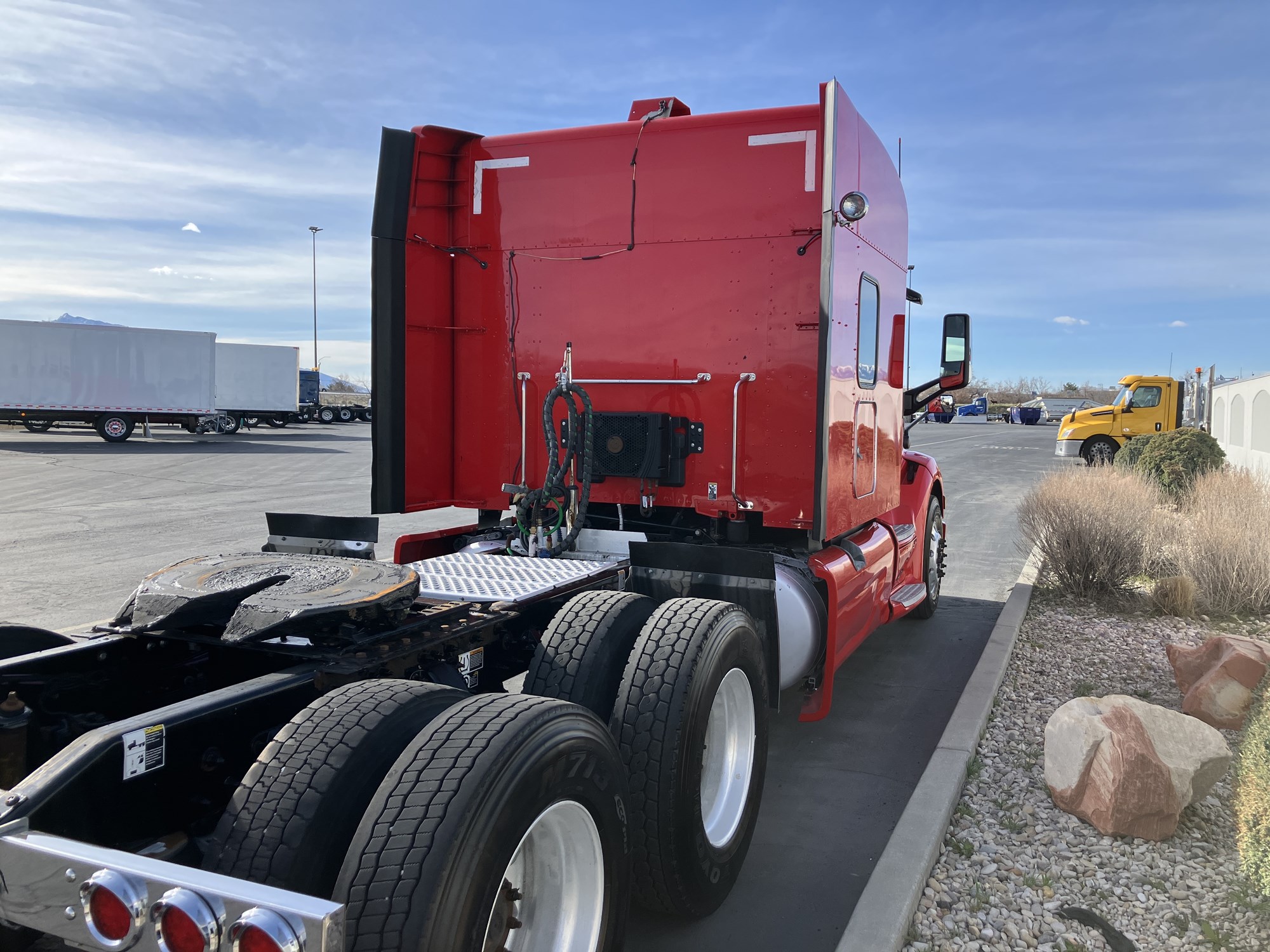 2017 Peterbilt - image 6