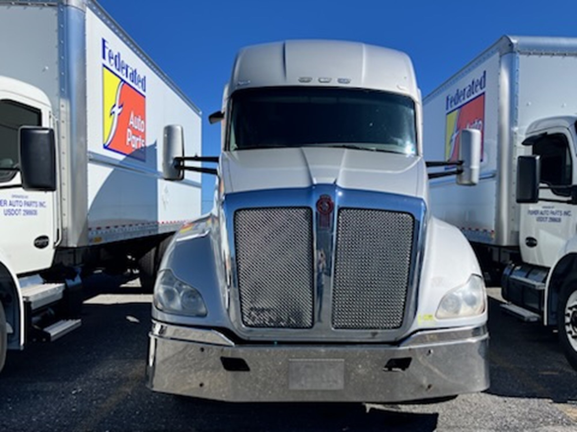 2019 Kenworth T680 — photo 2