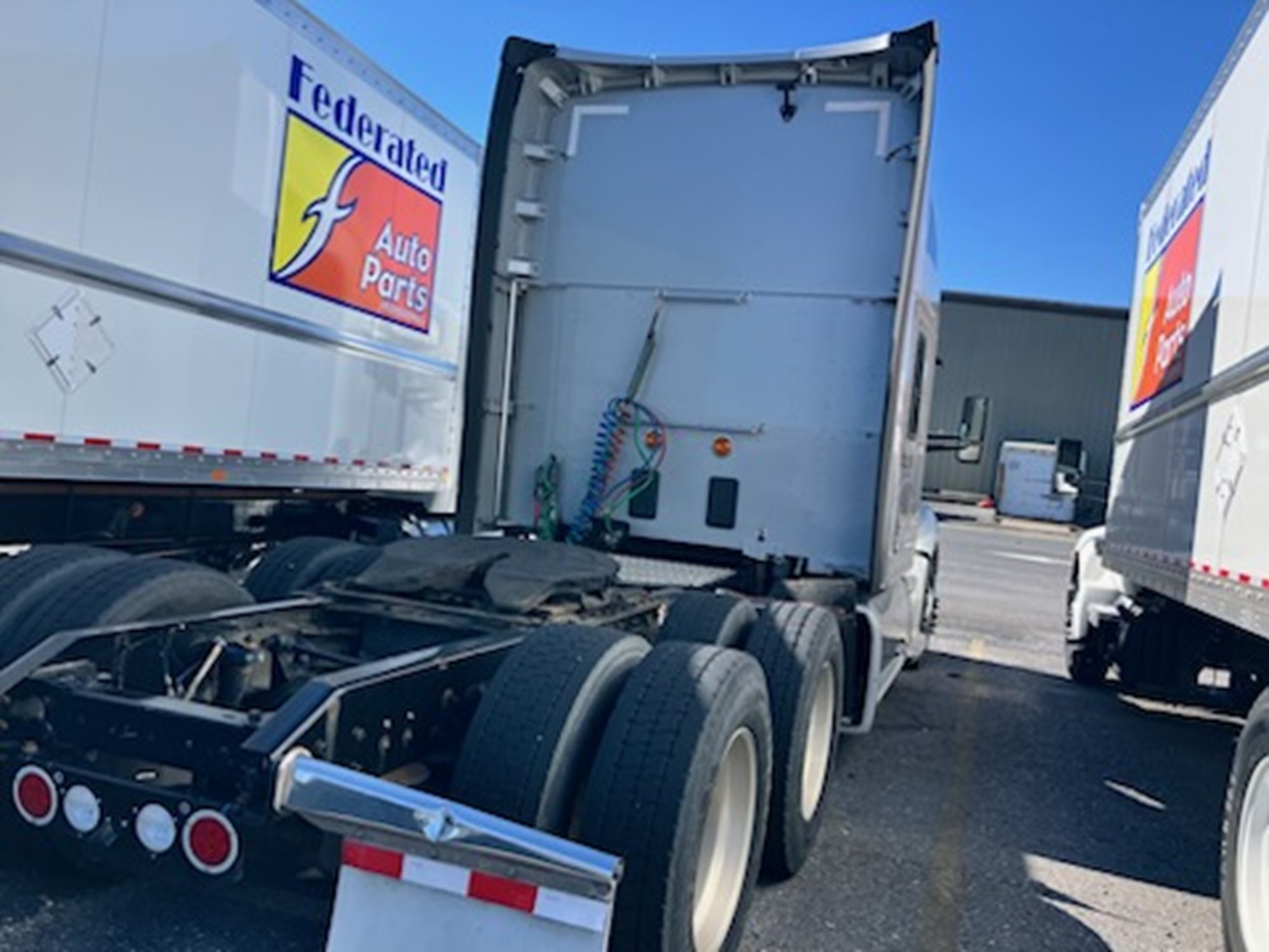 2019 Kenworth T680 — photo 3