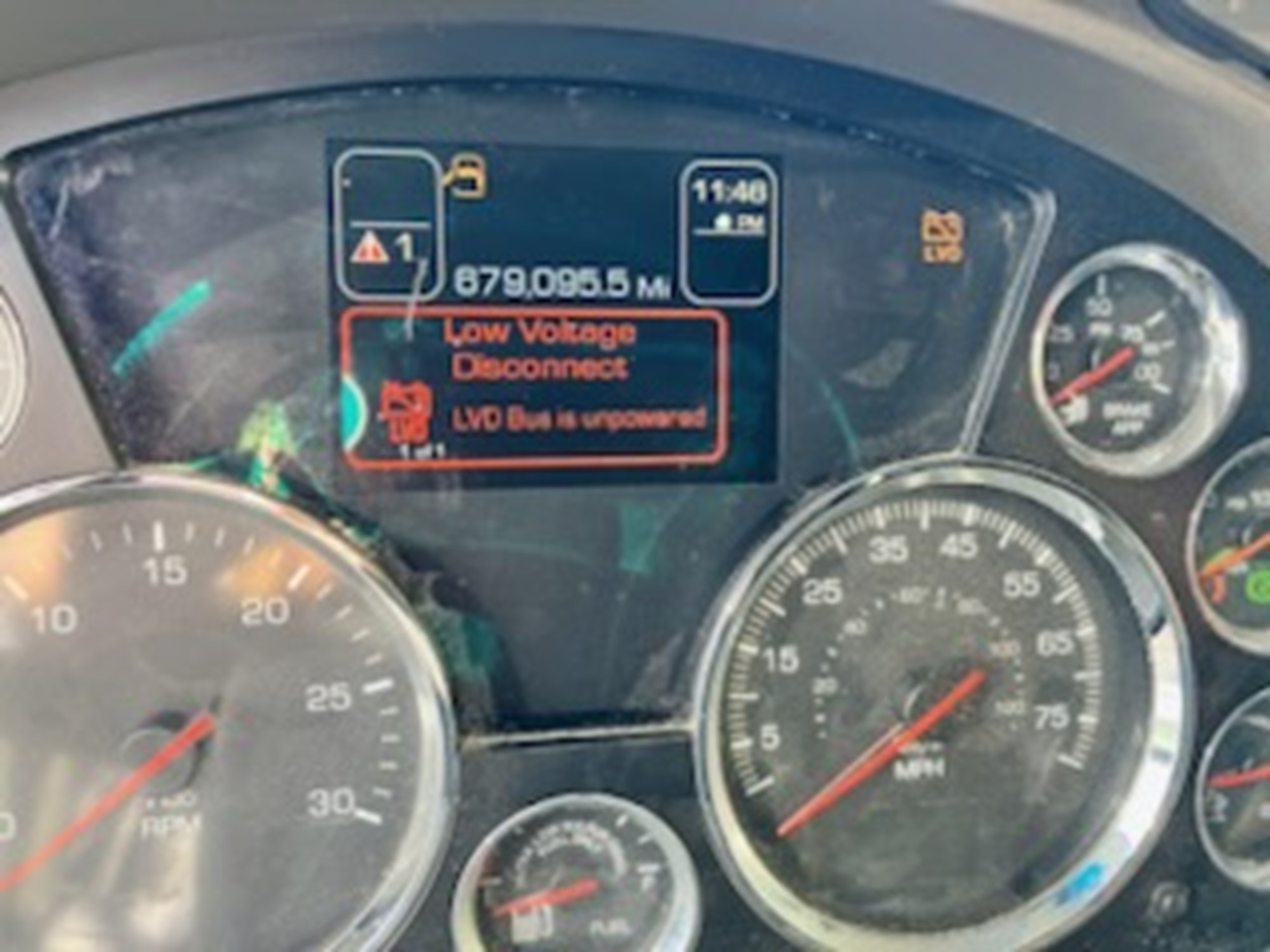 2019 Kenworth T680 — photo 6