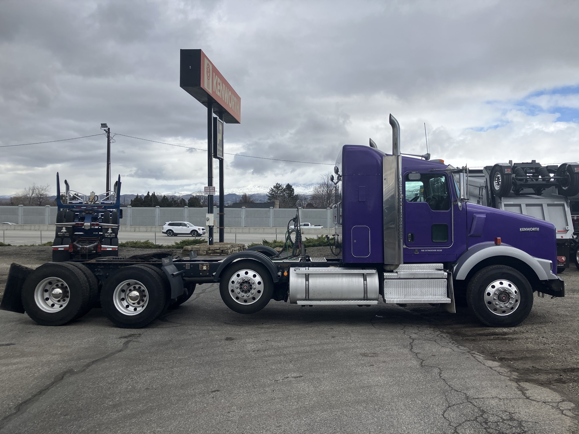 2020 Kenworth T800 - image 6 of 6
