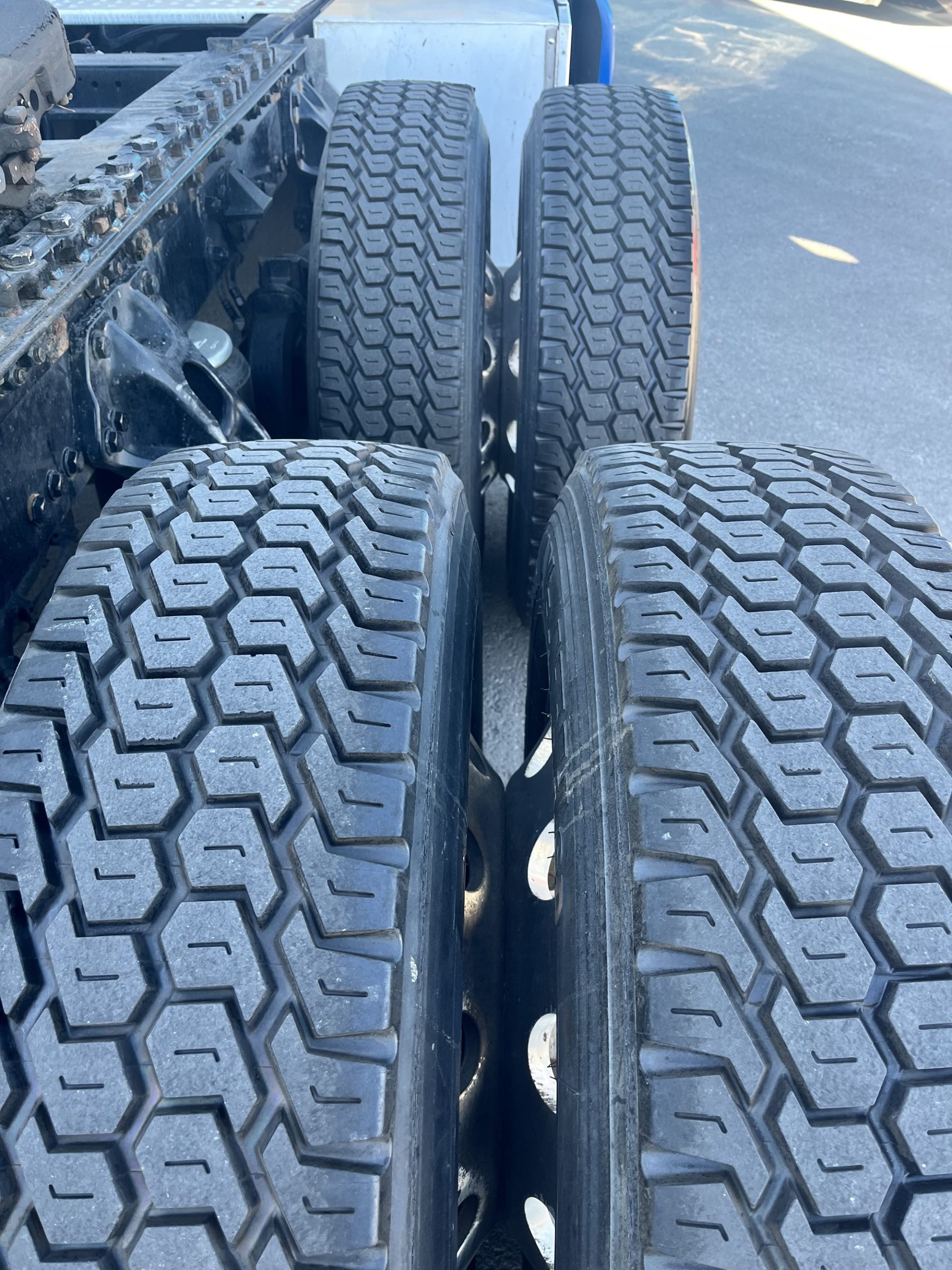 2021 Kenworth T680 - image 6 of 6