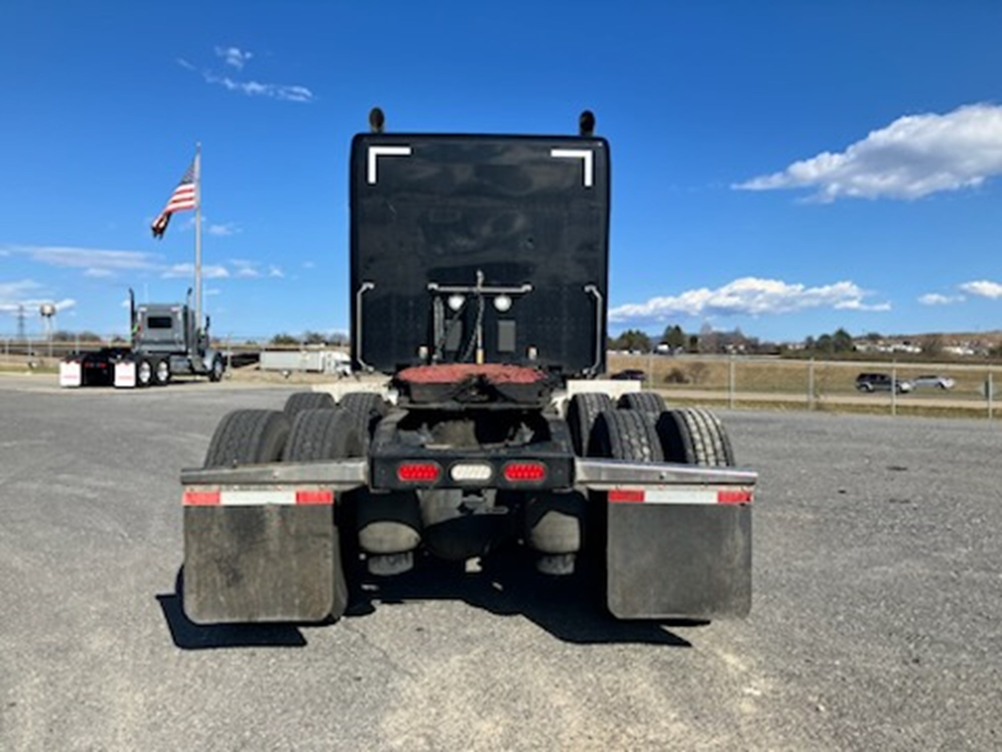 2022 Peterbilt 567 - image 6 of 6