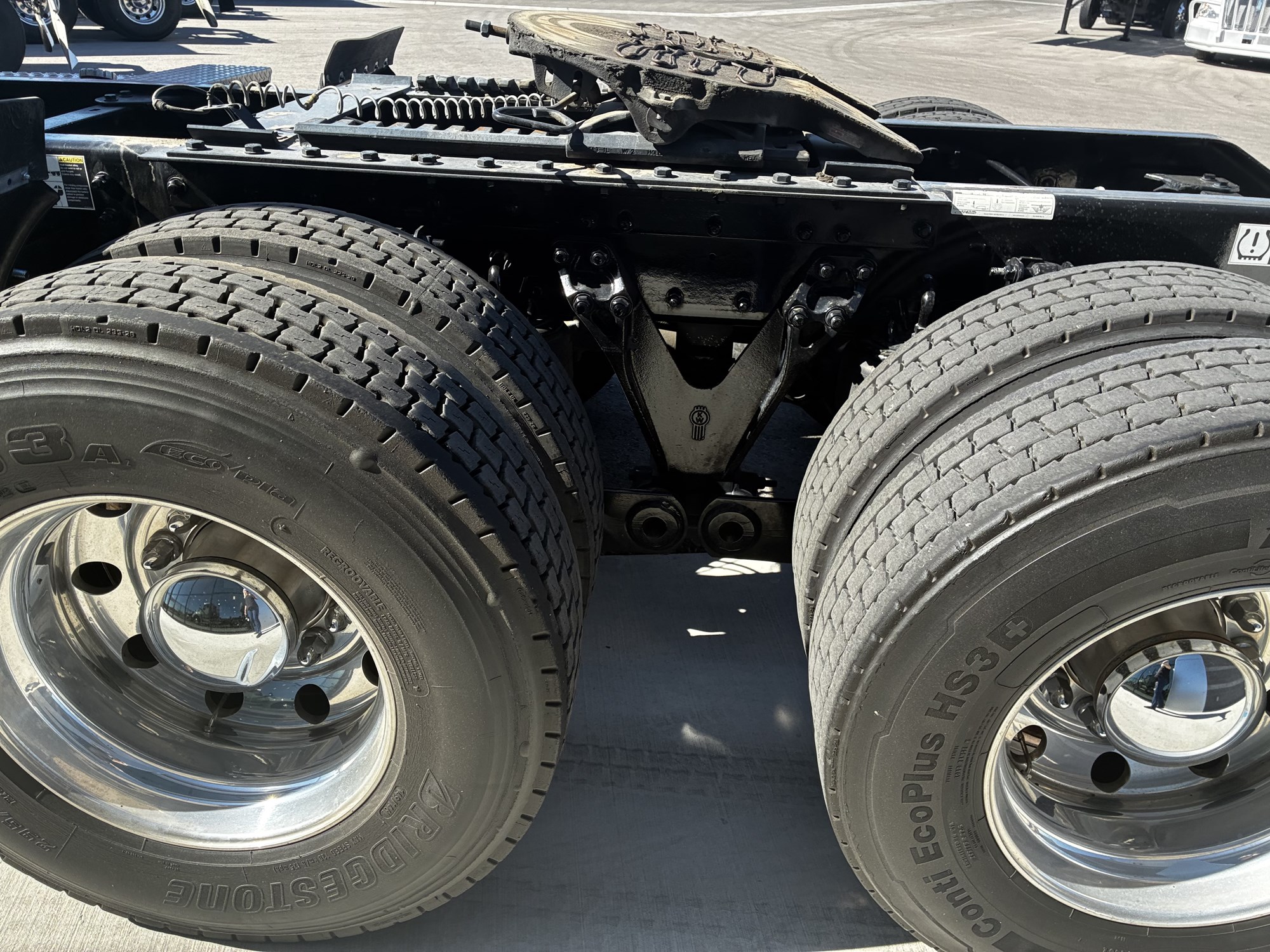 2022 Kenworth T880 - image 6 of 6