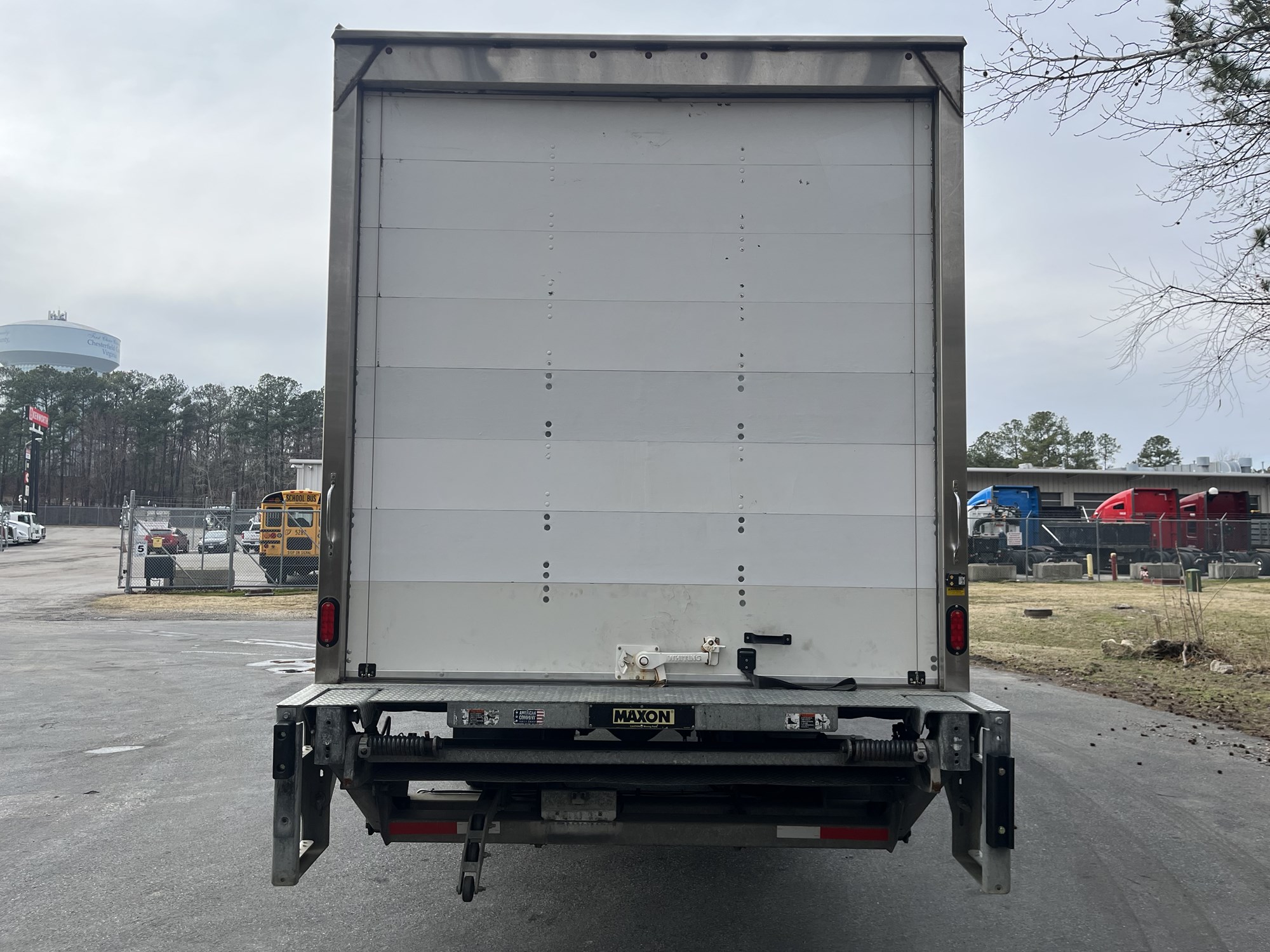 2022 International - image 5